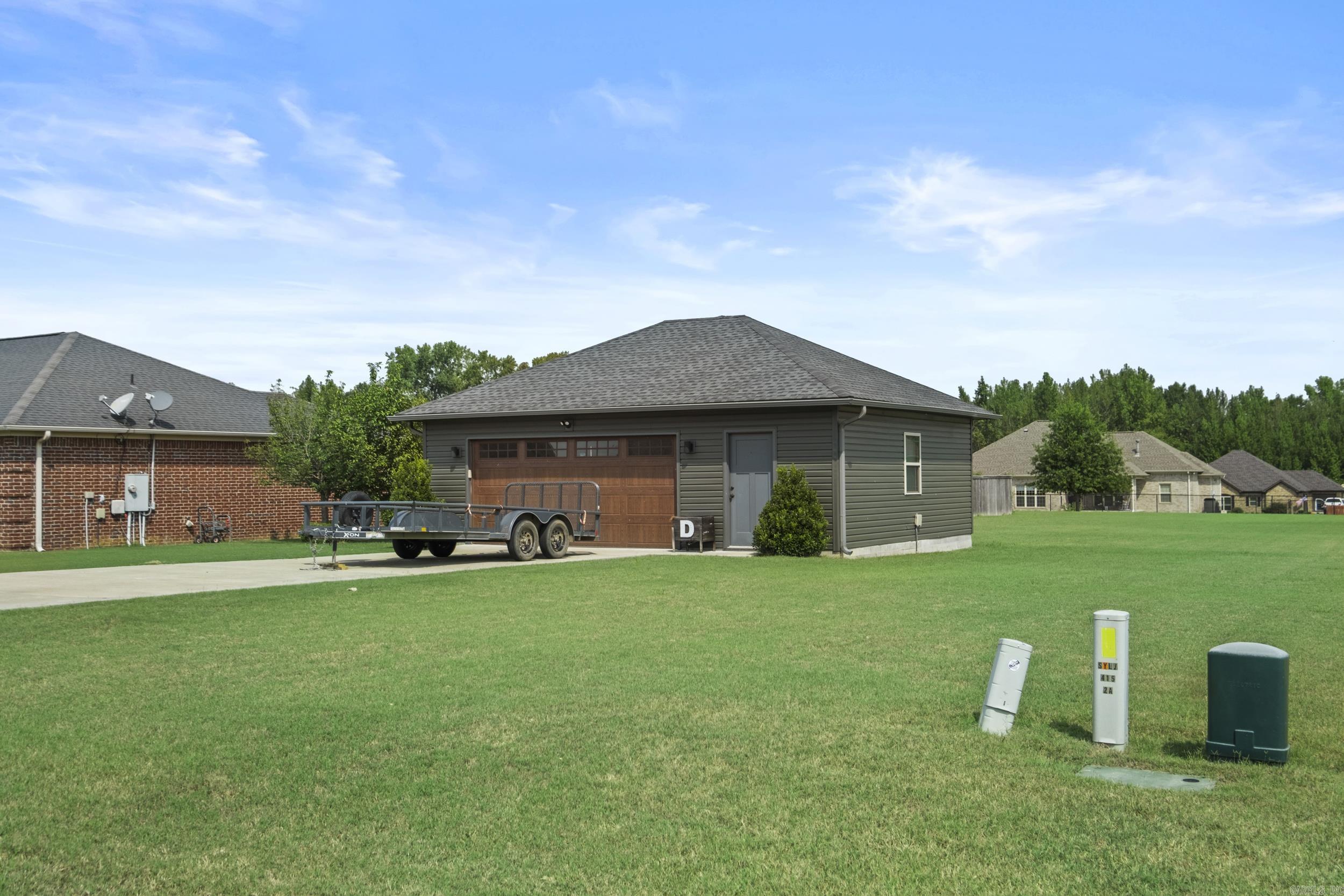 TIFFANY ESTATES - Residential