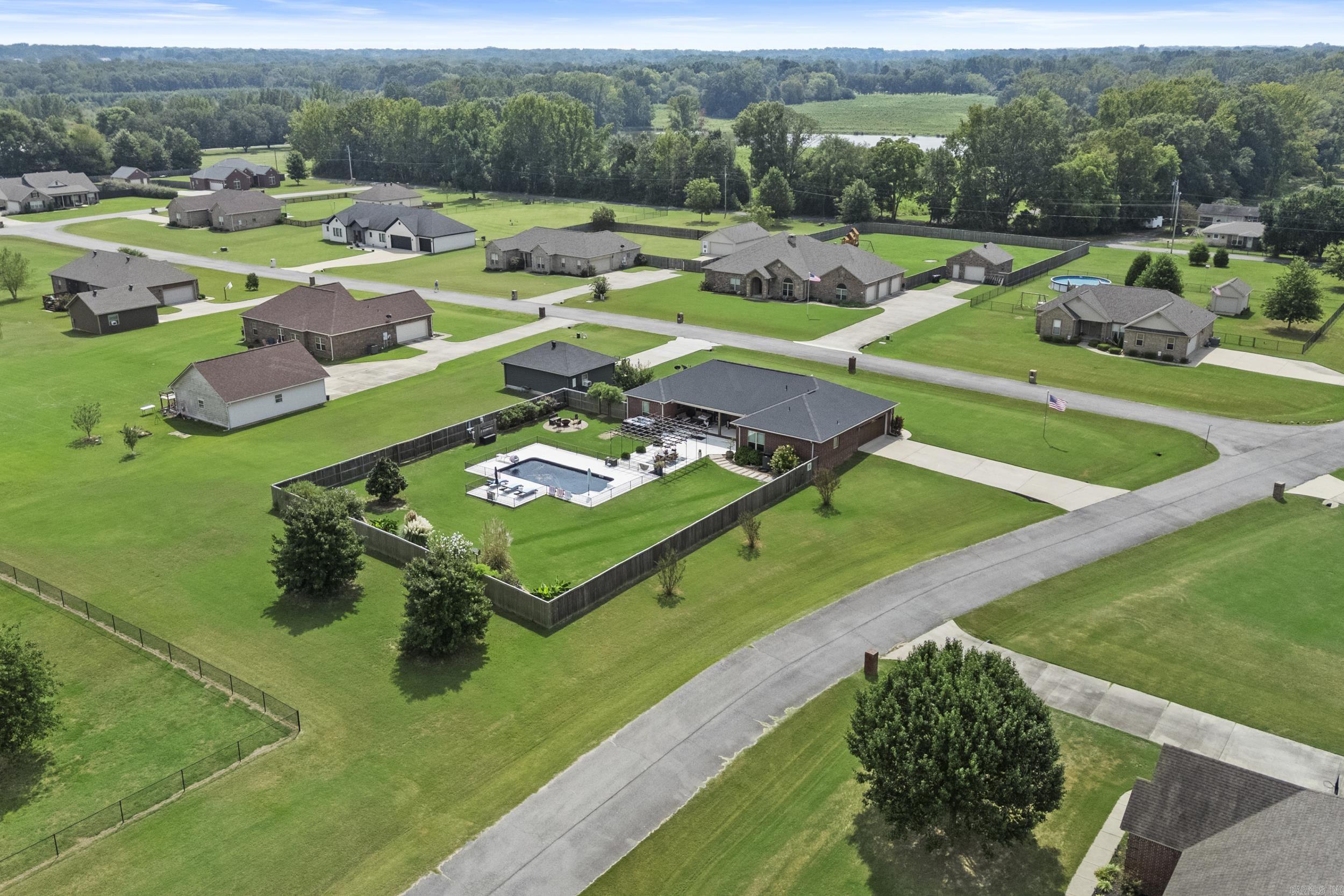 TIFFANY ESTATES - Residential