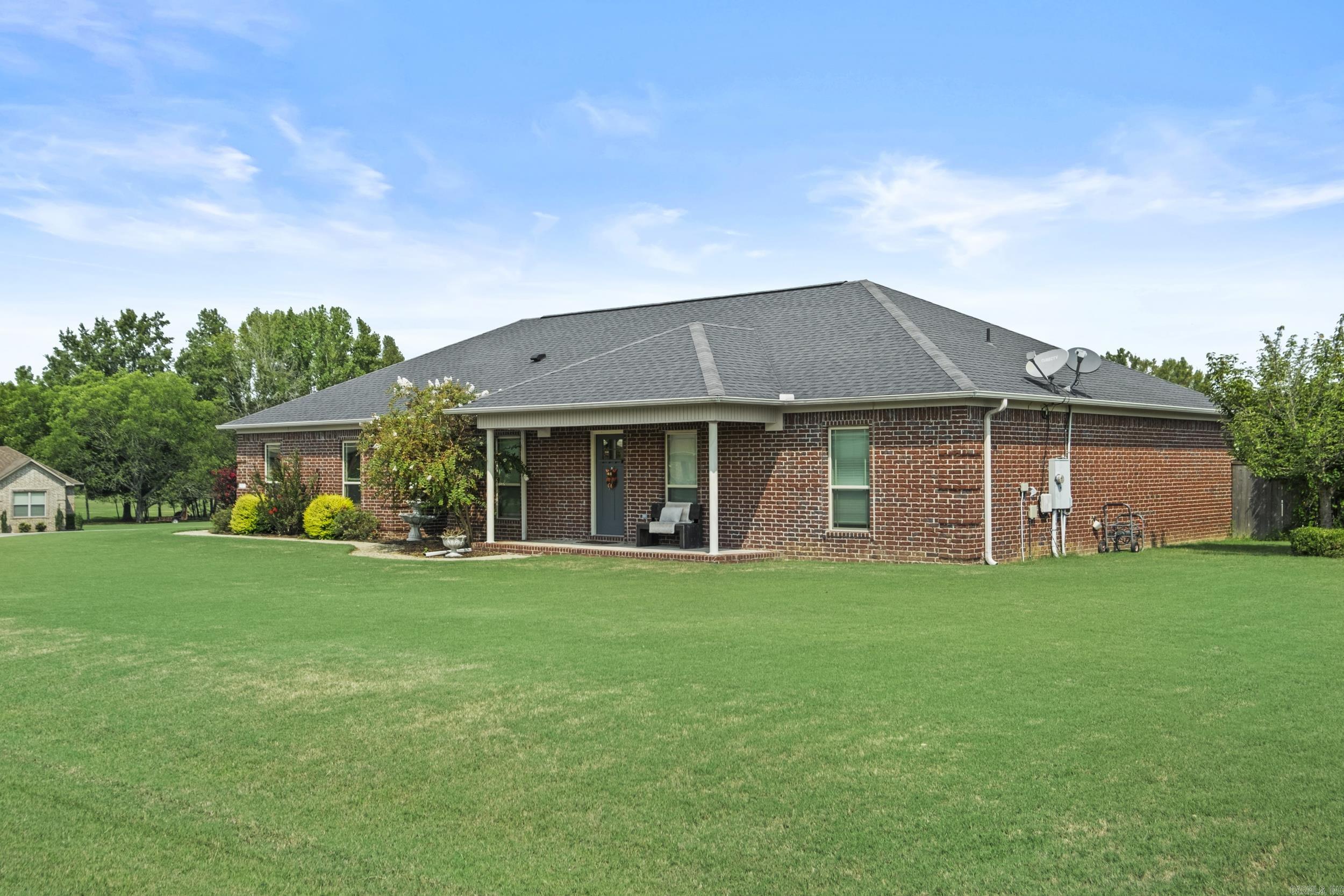 TIFFANY ESTATES - Residential