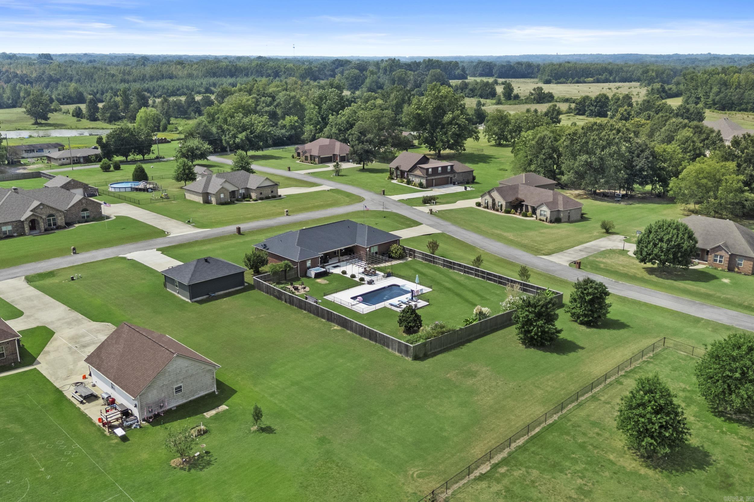 TIFFANY ESTATES - Residential