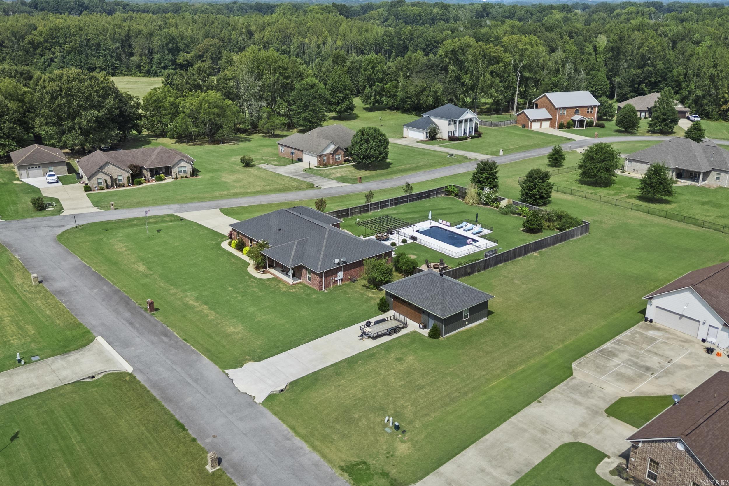 TIFFANY ESTATES - Residential