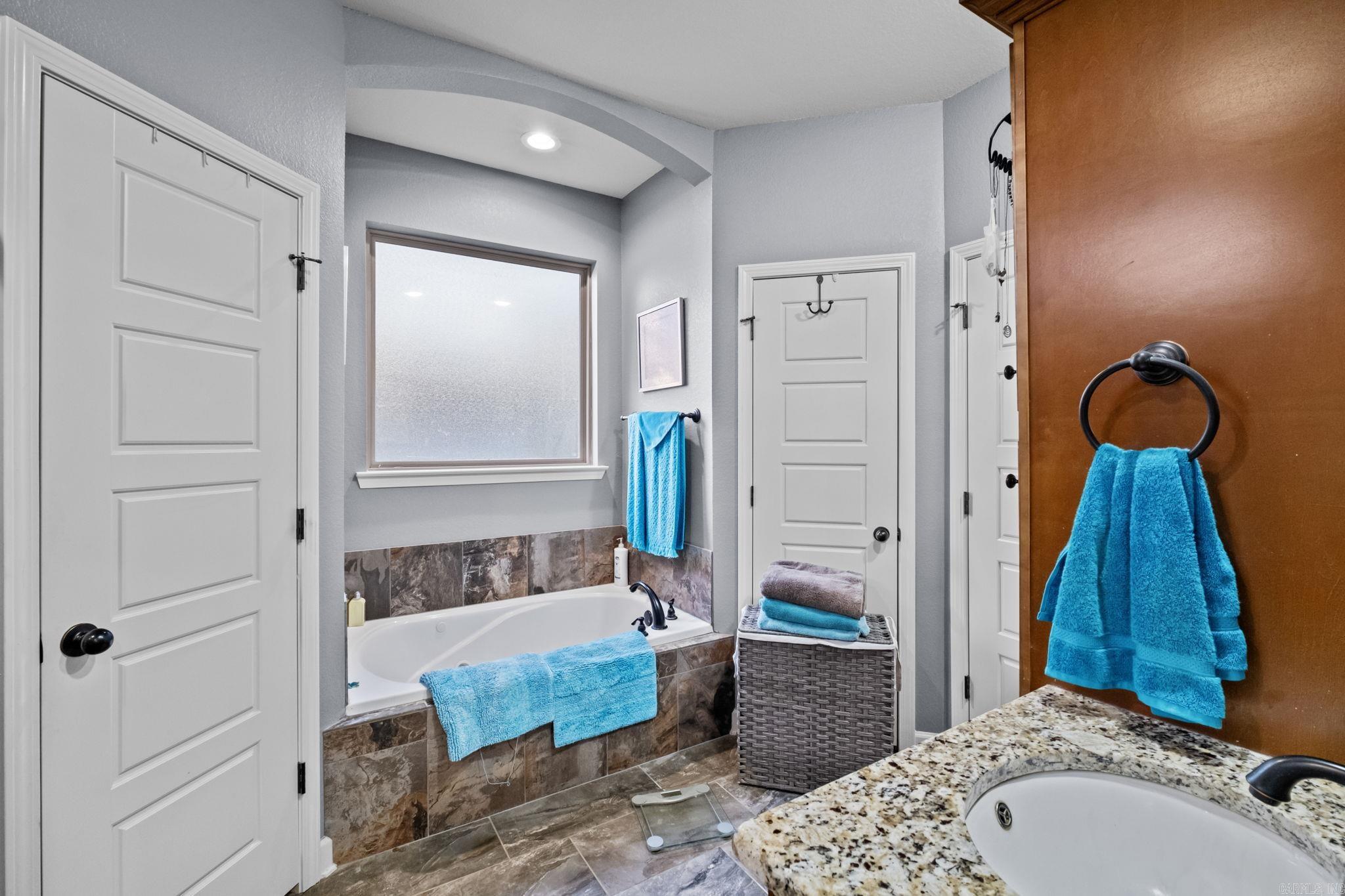 MOUNT TABOR ESTATES - Residential