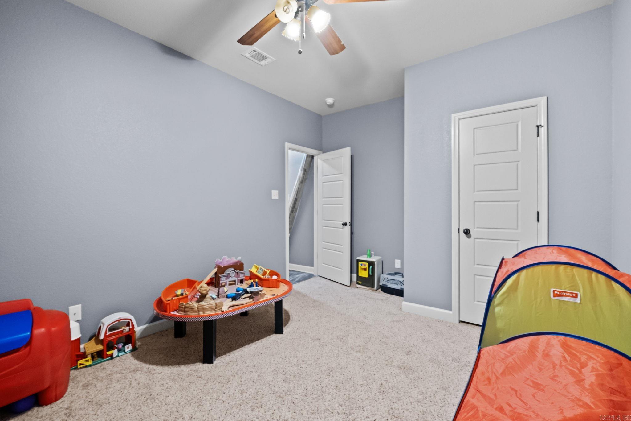 MOUNT TABOR ESTATES - Residential