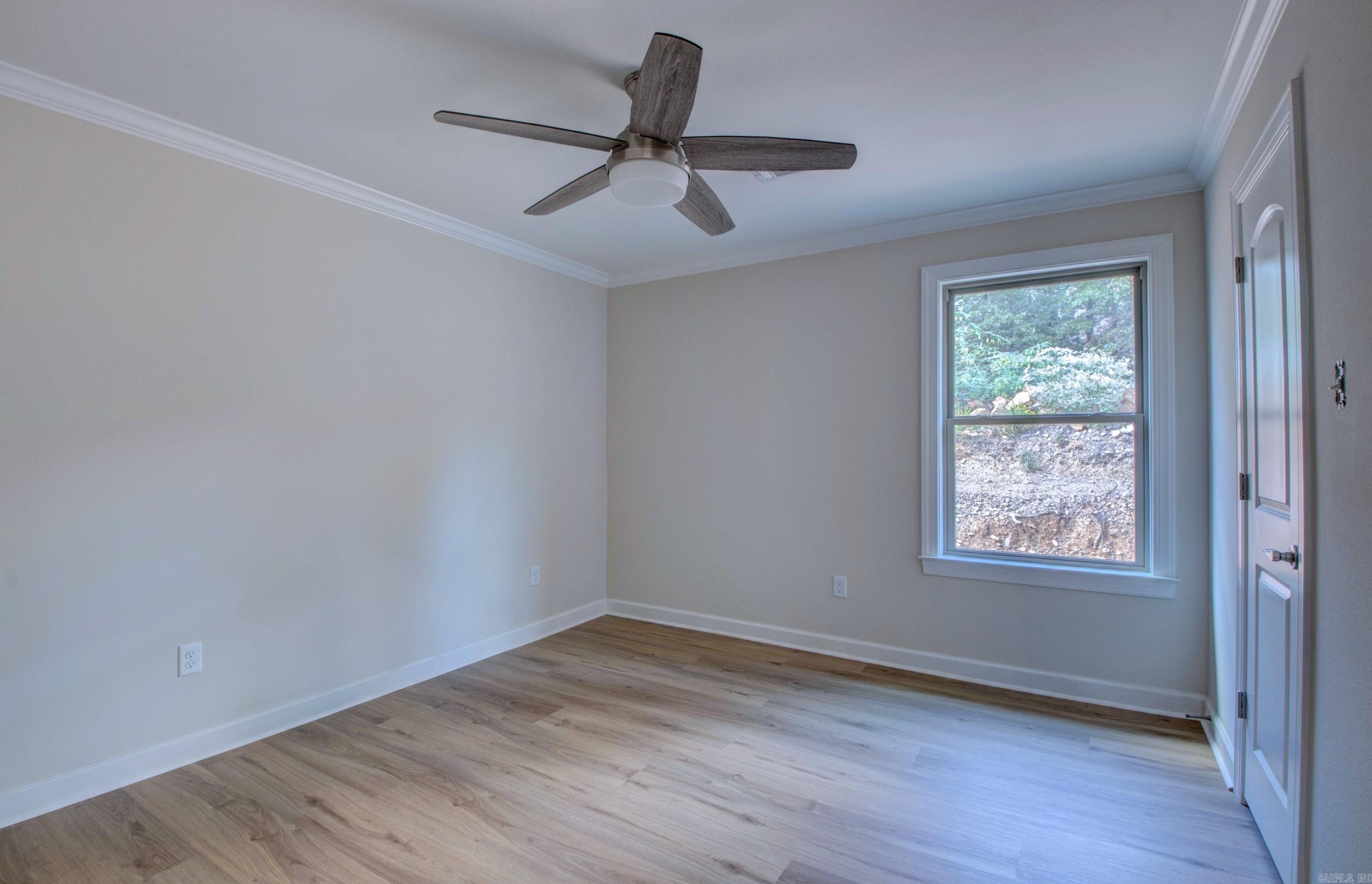 MAJESTIC POINTE - Residential