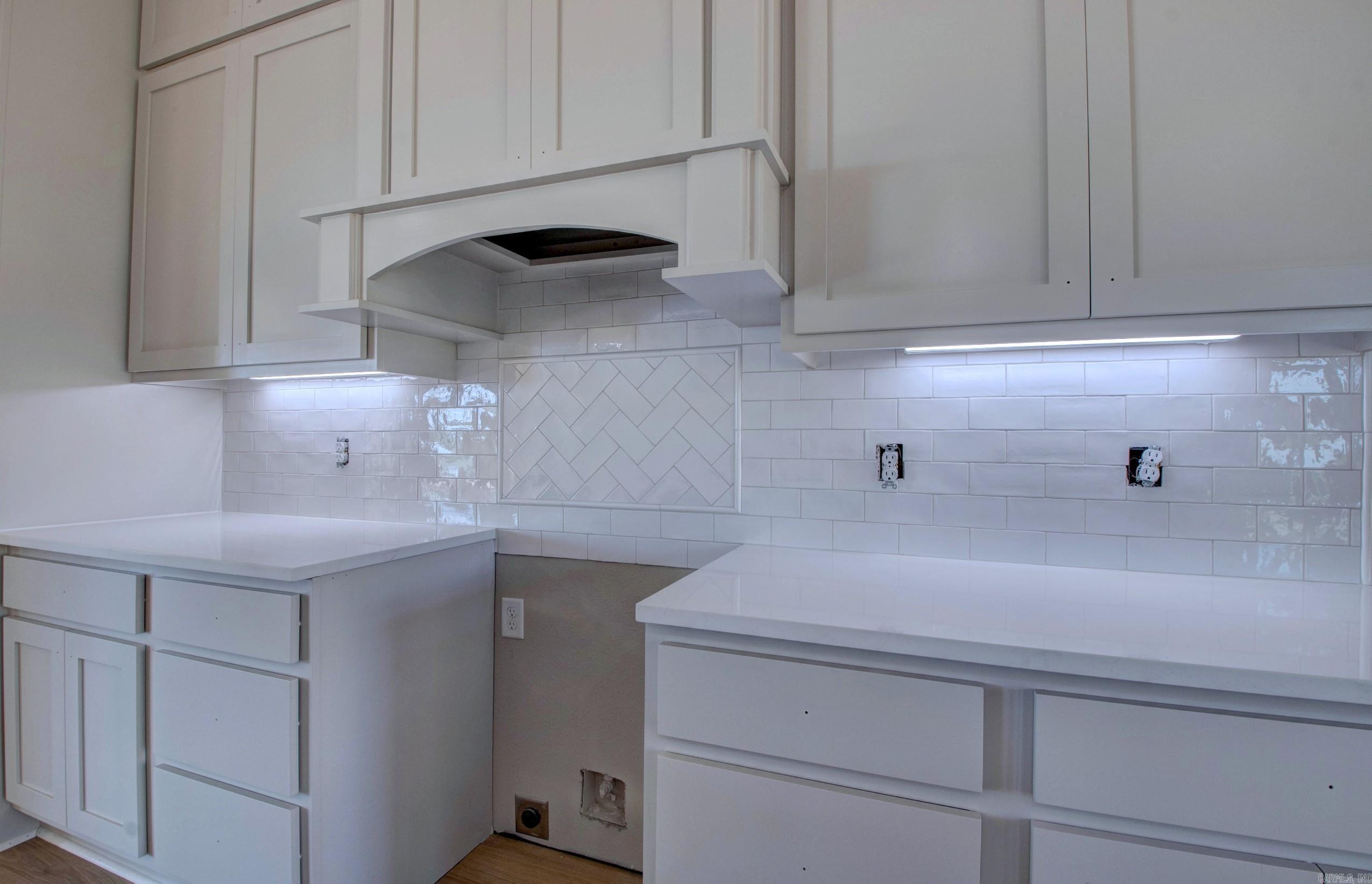 MAJESTIC POINTE - Residential