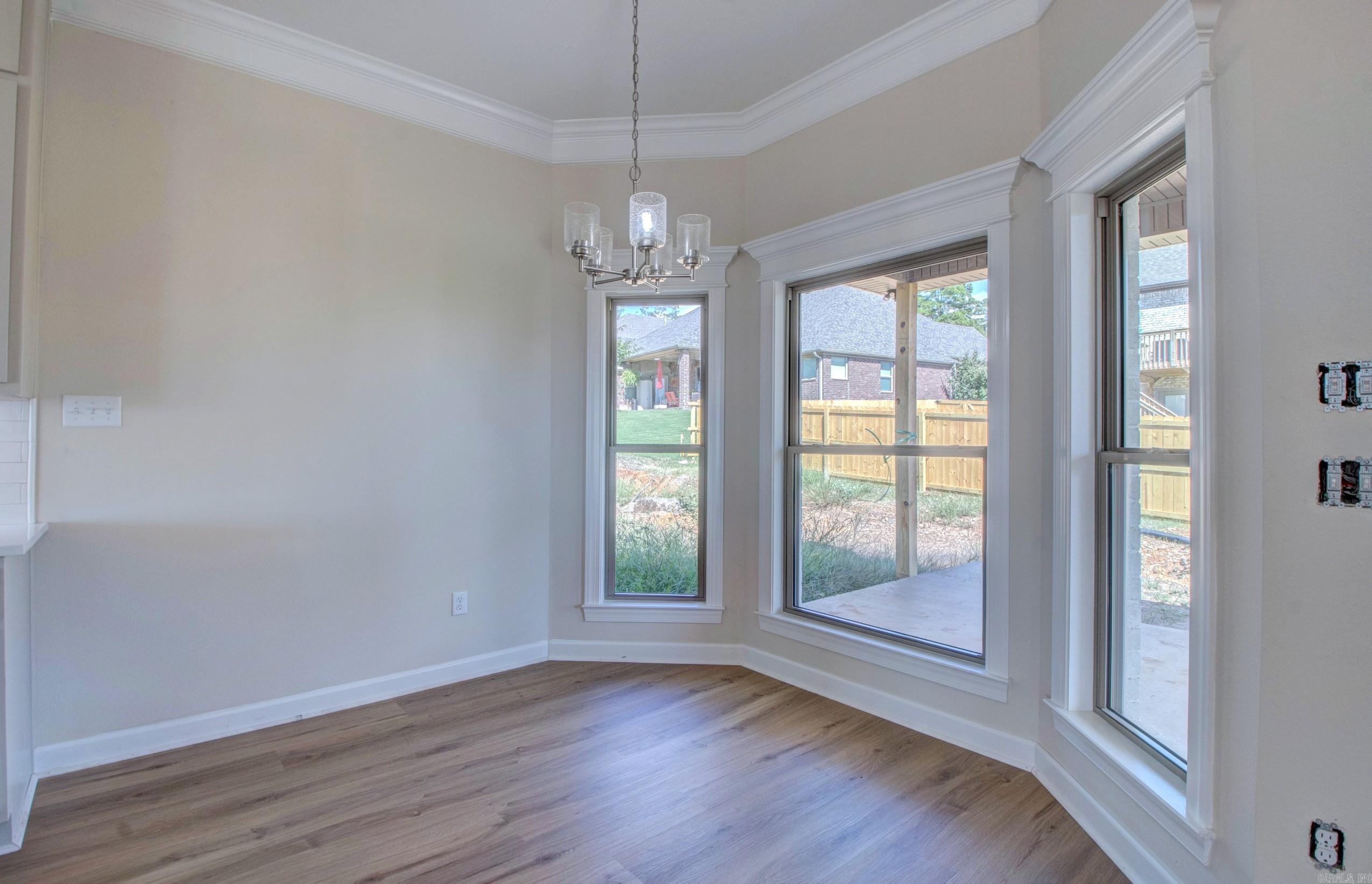 MAJESTIC POINTE - Residential