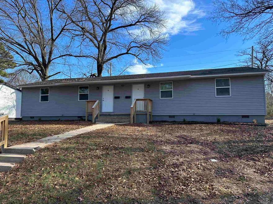 Discover the epitome of modern living in the heart of Benton with this newly renovated 2-bedroom, 1-bath duplex. Boasting a complete overhaul, this space features new wiring, plumbing, sheet rock, cabinets, countertops, and appliances—providing a move-in experience akin to a new build. Revel in the spaciousness of the fantastic open floor plan and enjoy the comfort of generously sized bedrooms. Your search for an upgraded living space ends here—call today to seize this opportunity and inquire about the enticing move-in special awaiting you.