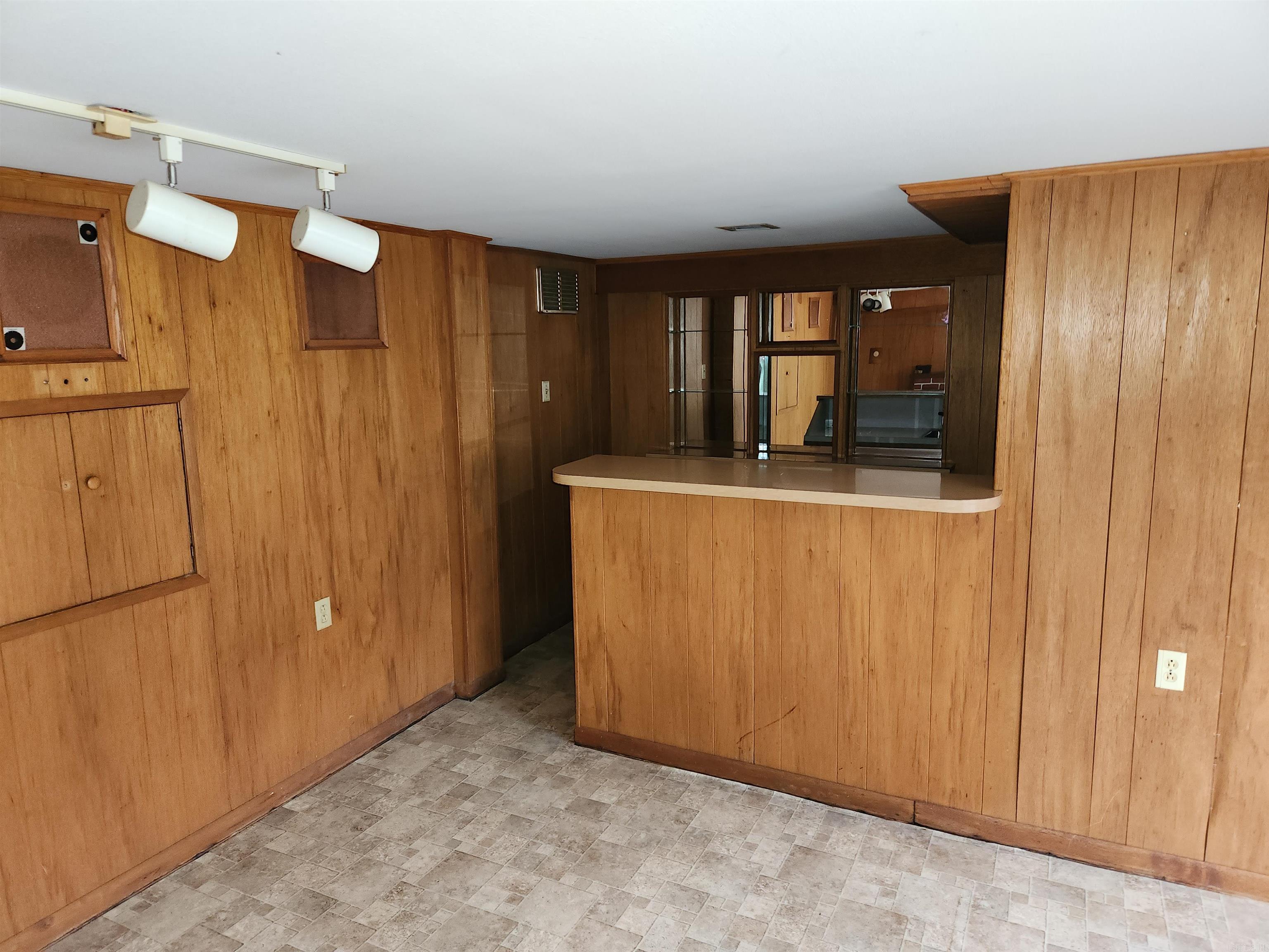 Strong & Waters - Residential Income