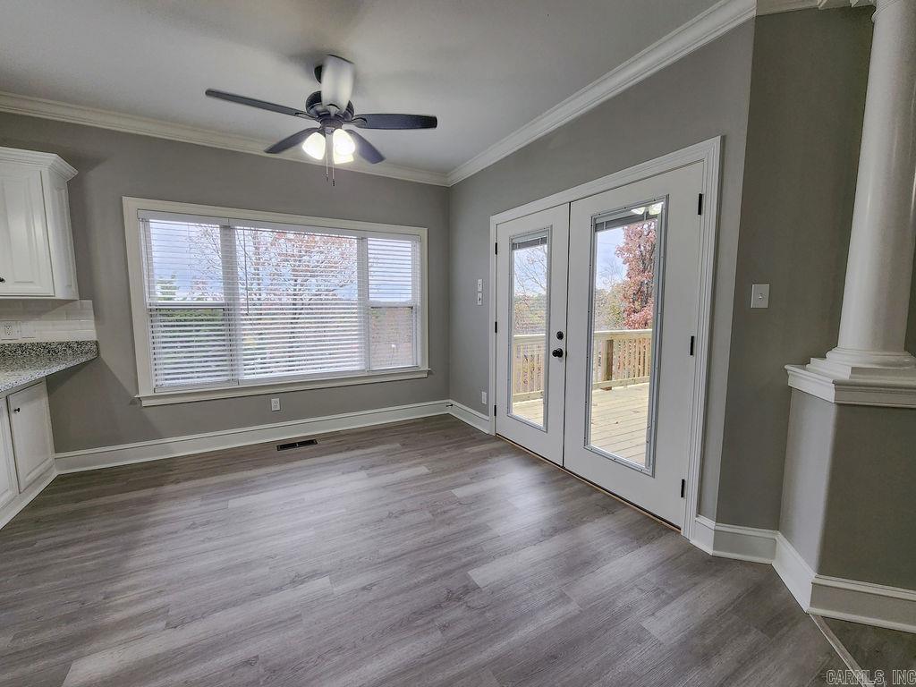 LONGLEA MANOR ADDN - Residential