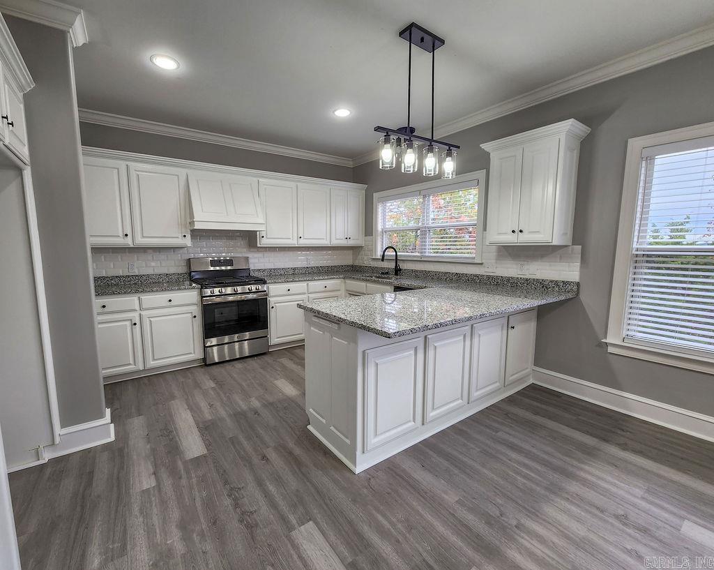 LONGLEA MANOR ADDN - Residential