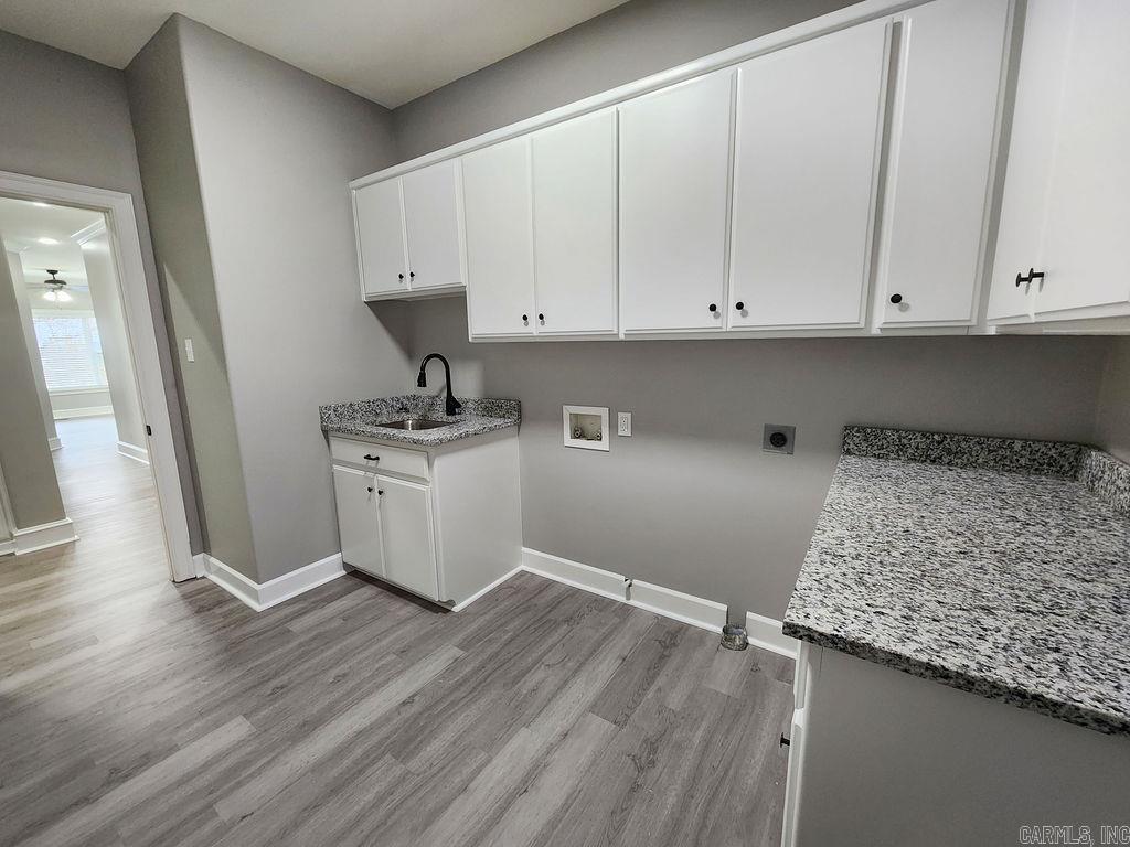 LONGLEA MANOR ADDN - Residential