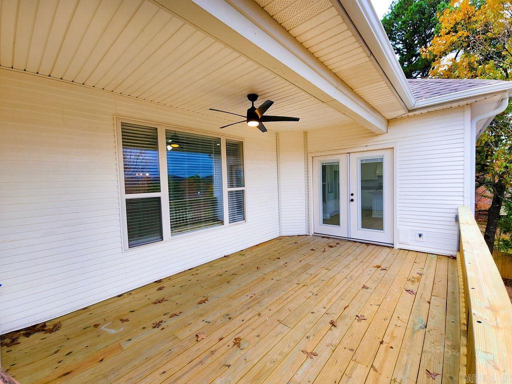 LONGLEA MANOR ADDN - Residential