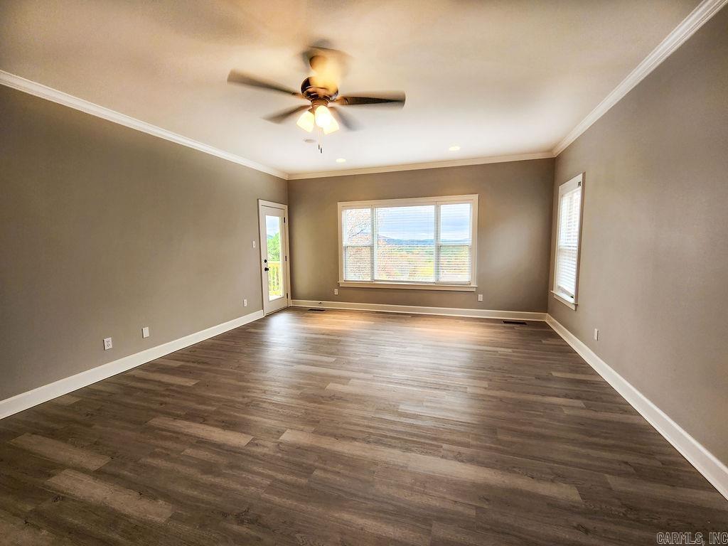 LONGLEA MANOR ADDN - Residential