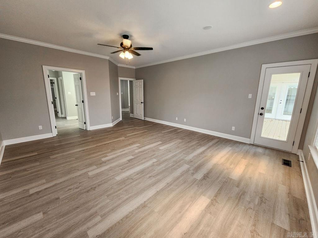 LONGLEA MANOR ADDN - Residential