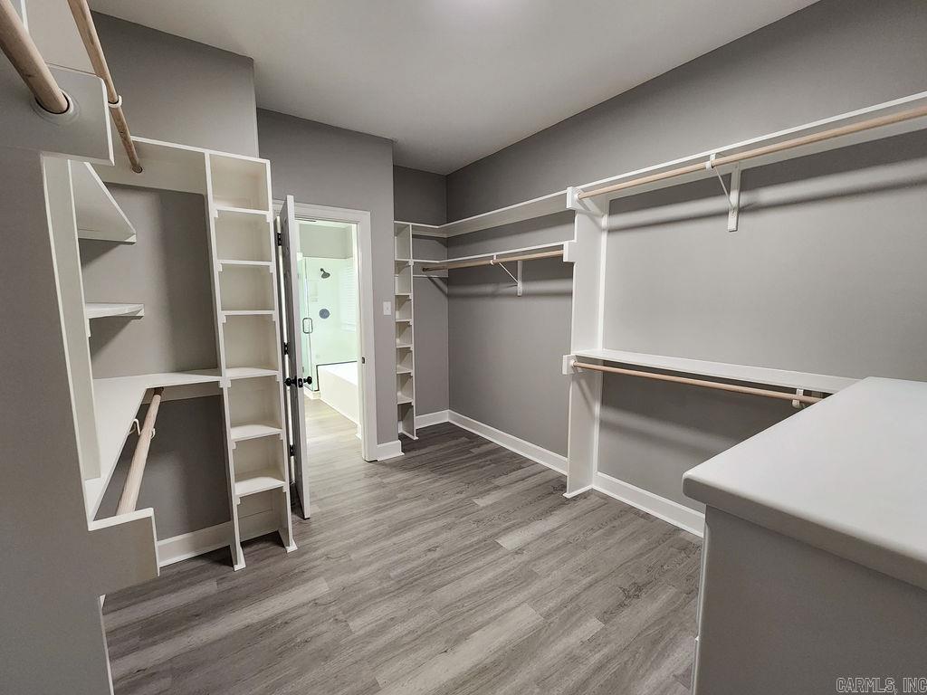 LONGLEA MANOR ADDN - Residential