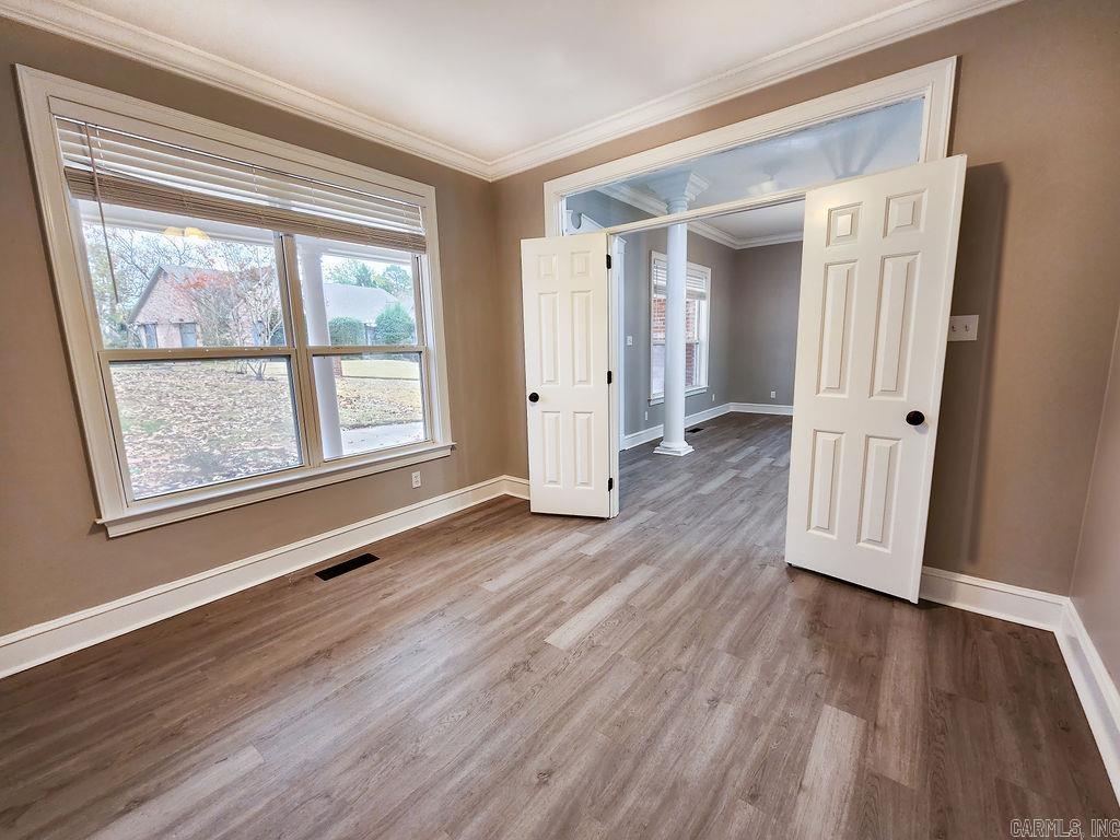 LONGLEA MANOR ADDN - Residential