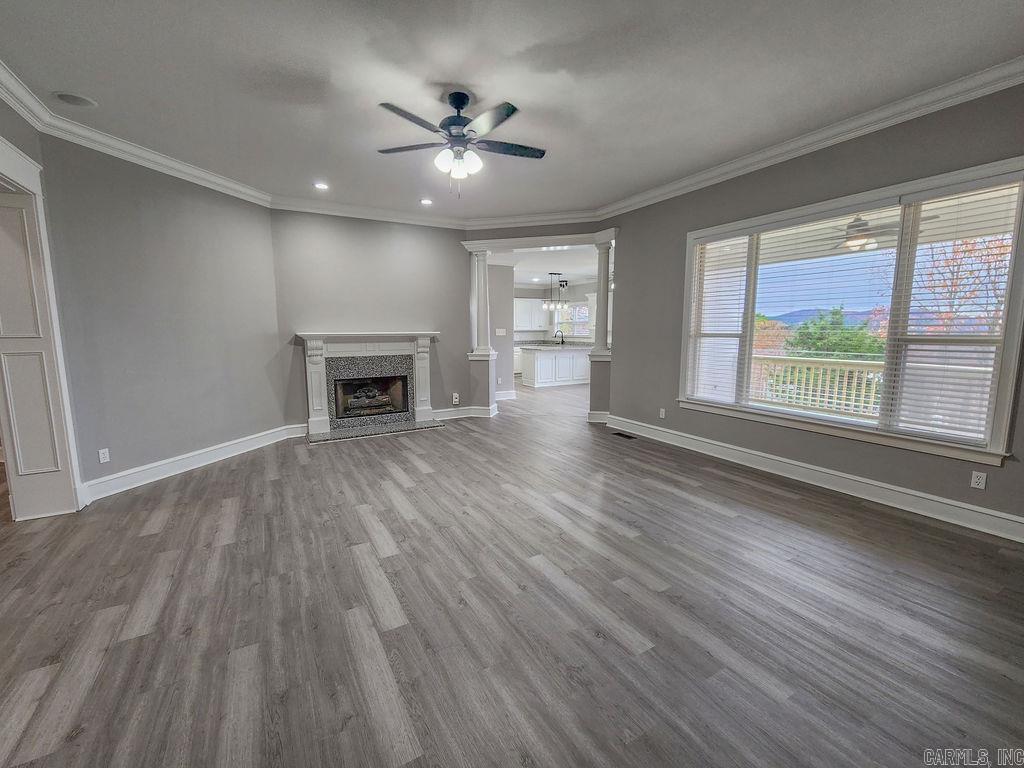 LONGLEA MANOR ADDN - Residential