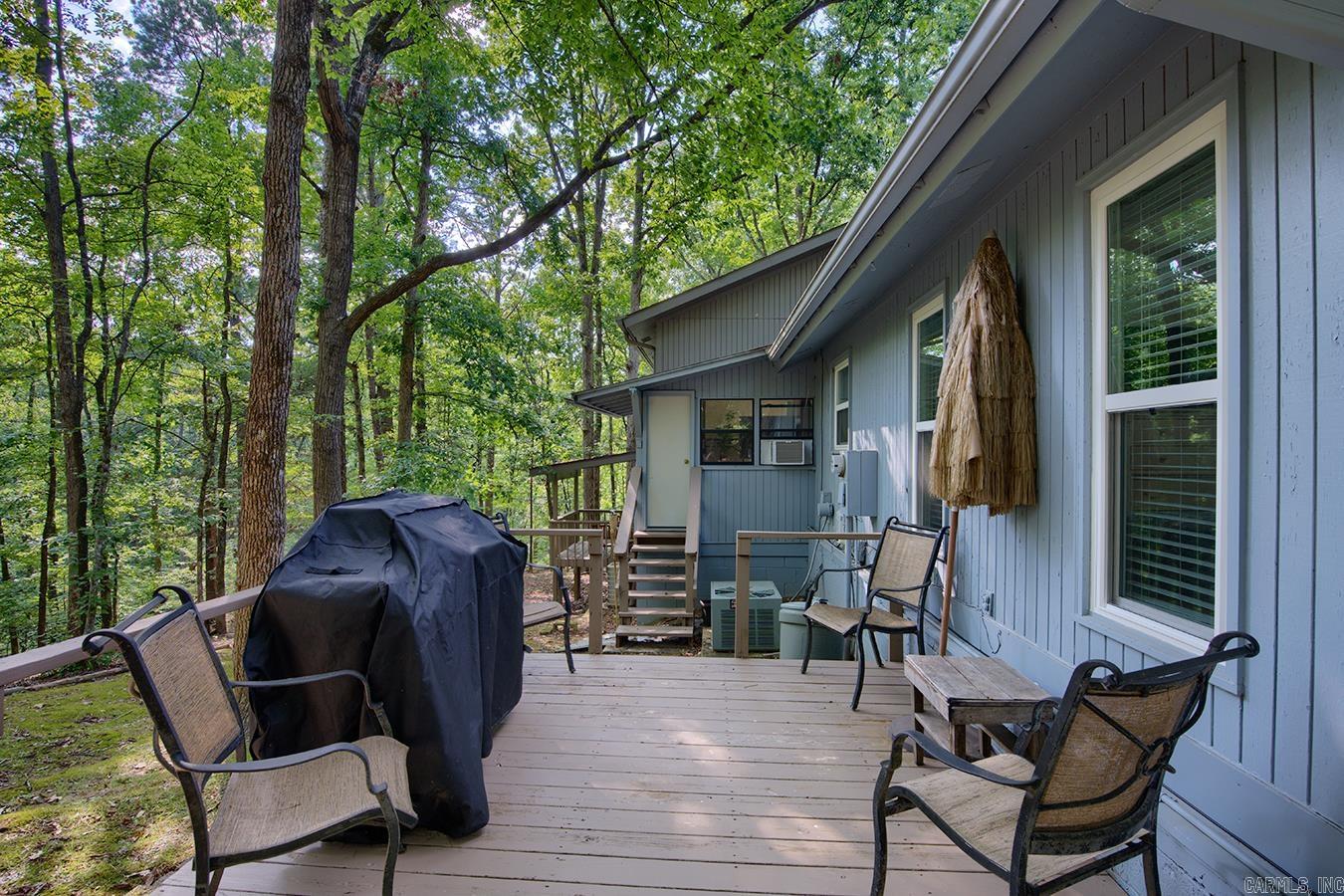 VALENCIA COURTS - Residential