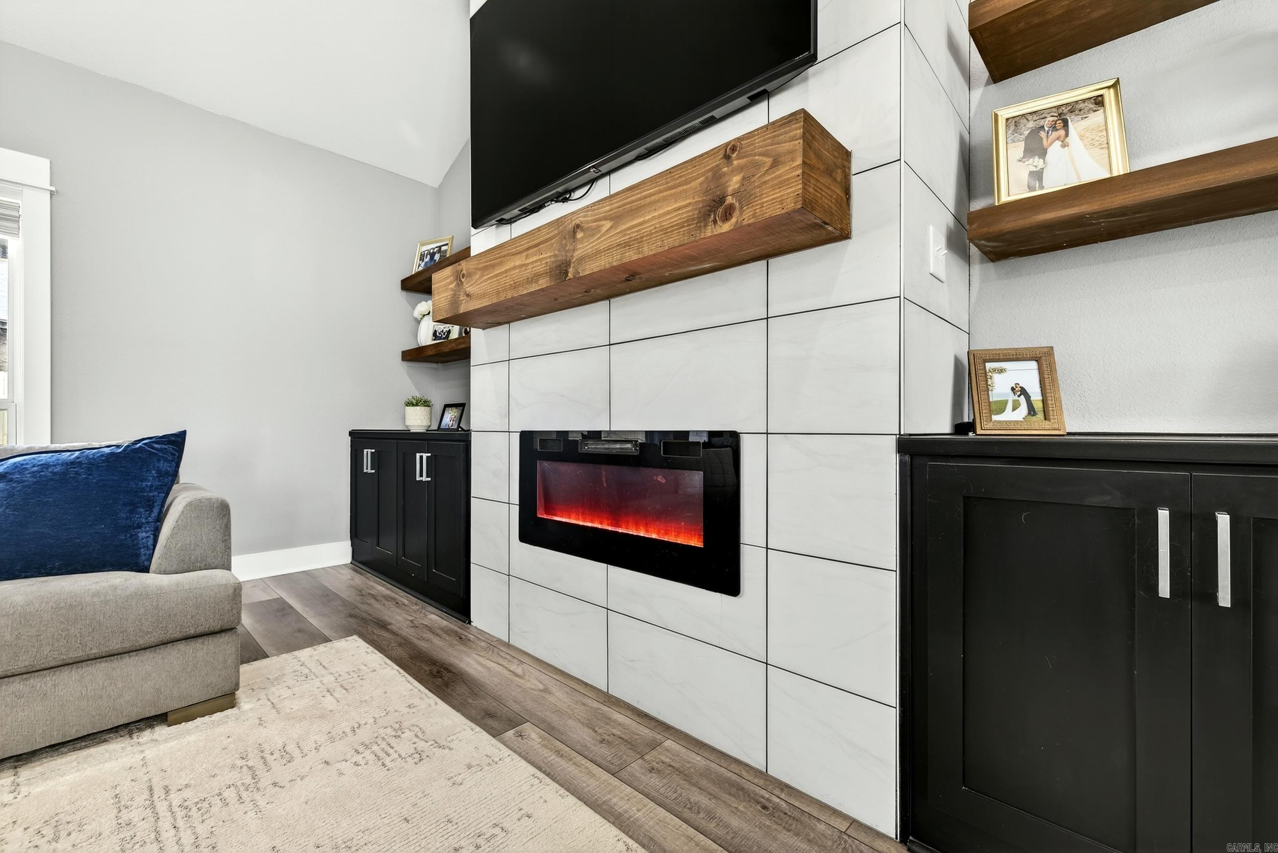 HIDDEN VALLEY ESTATES - Residential