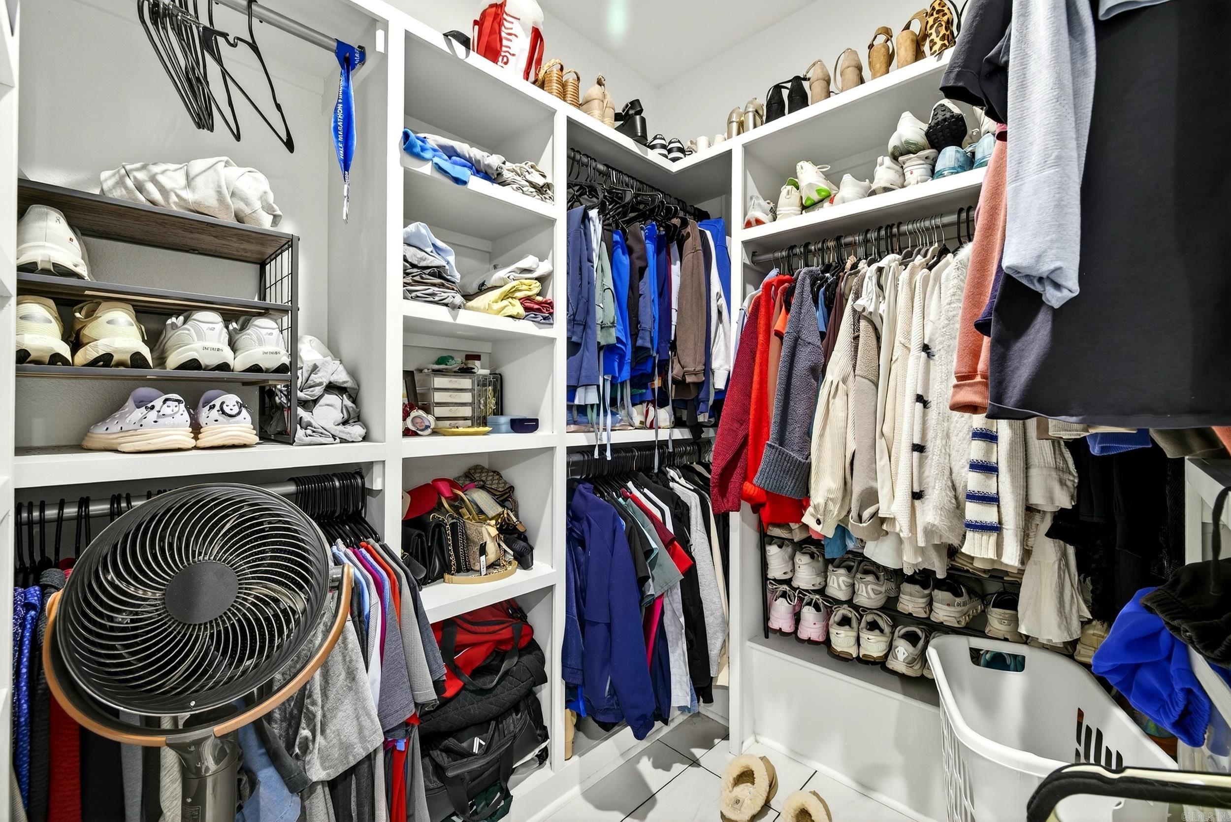 HIDDEN VALLEY ESTATES - Residential