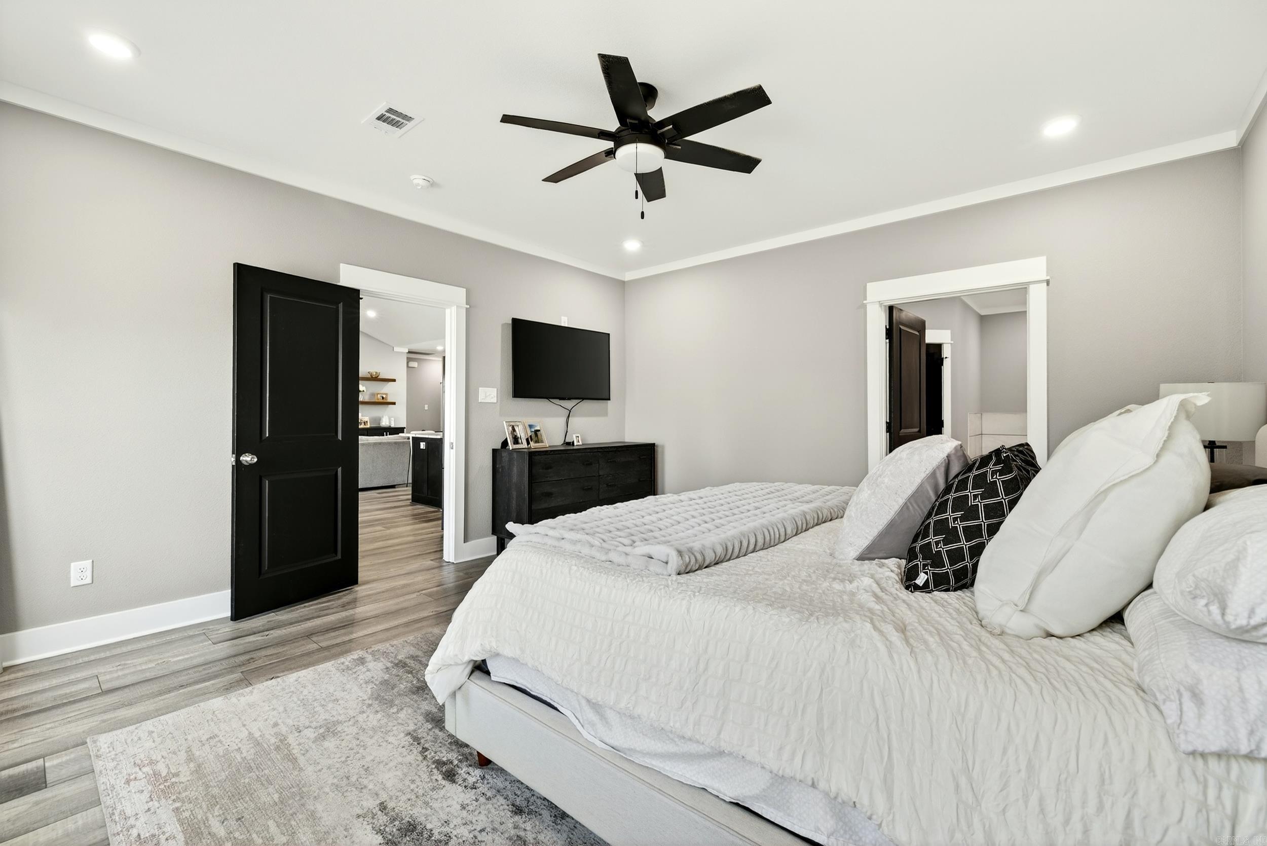 HIDDEN VALLEY ESTATES - Residential