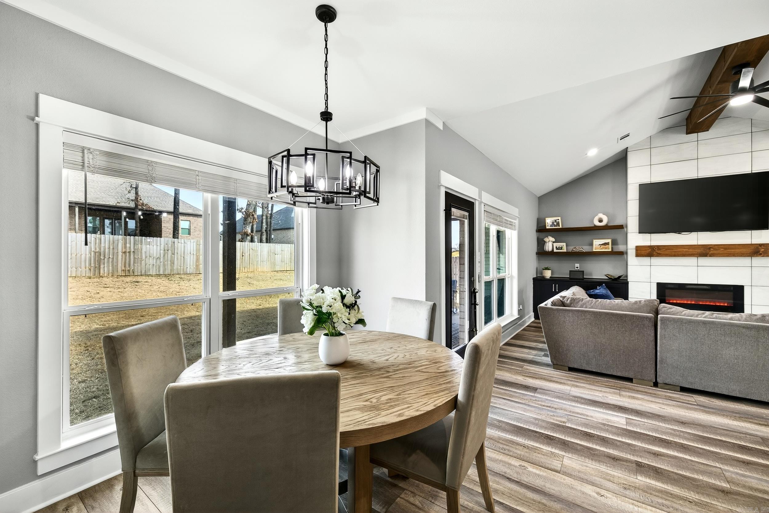 HIDDEN VALLEY ESTATES - Residential