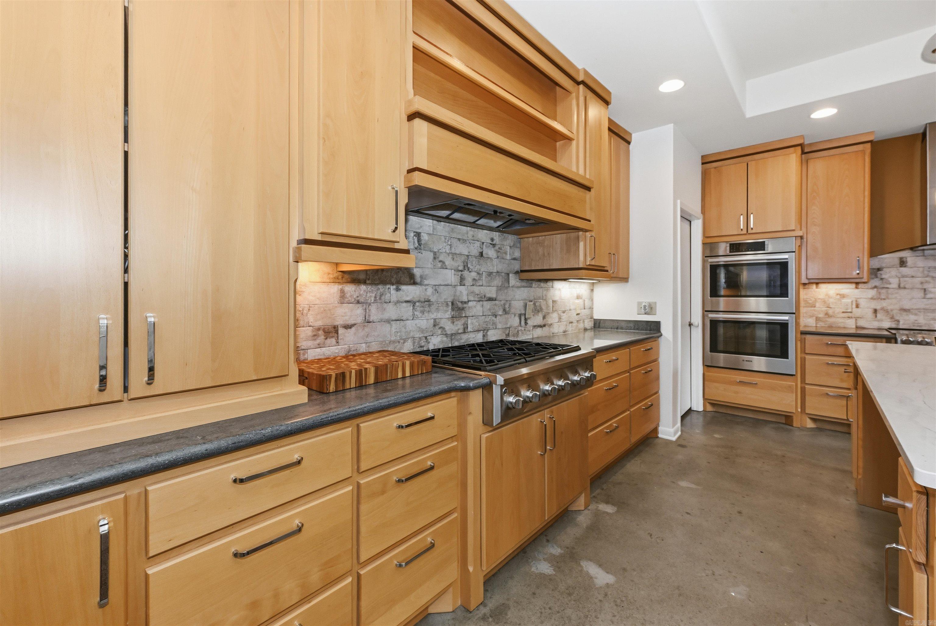 MAZARN ESTATES - Residential