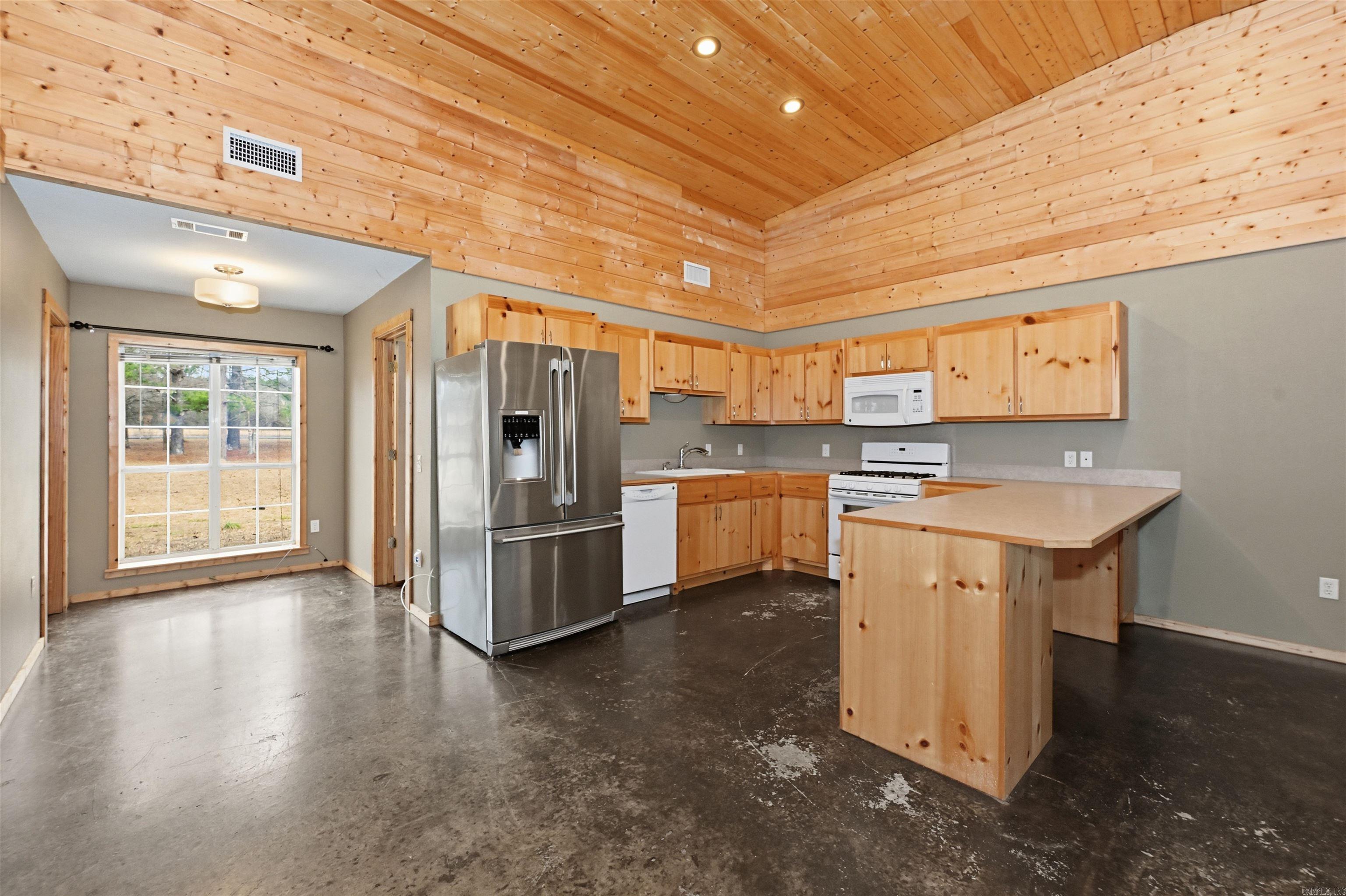 MAZARN ESTATES - Residential