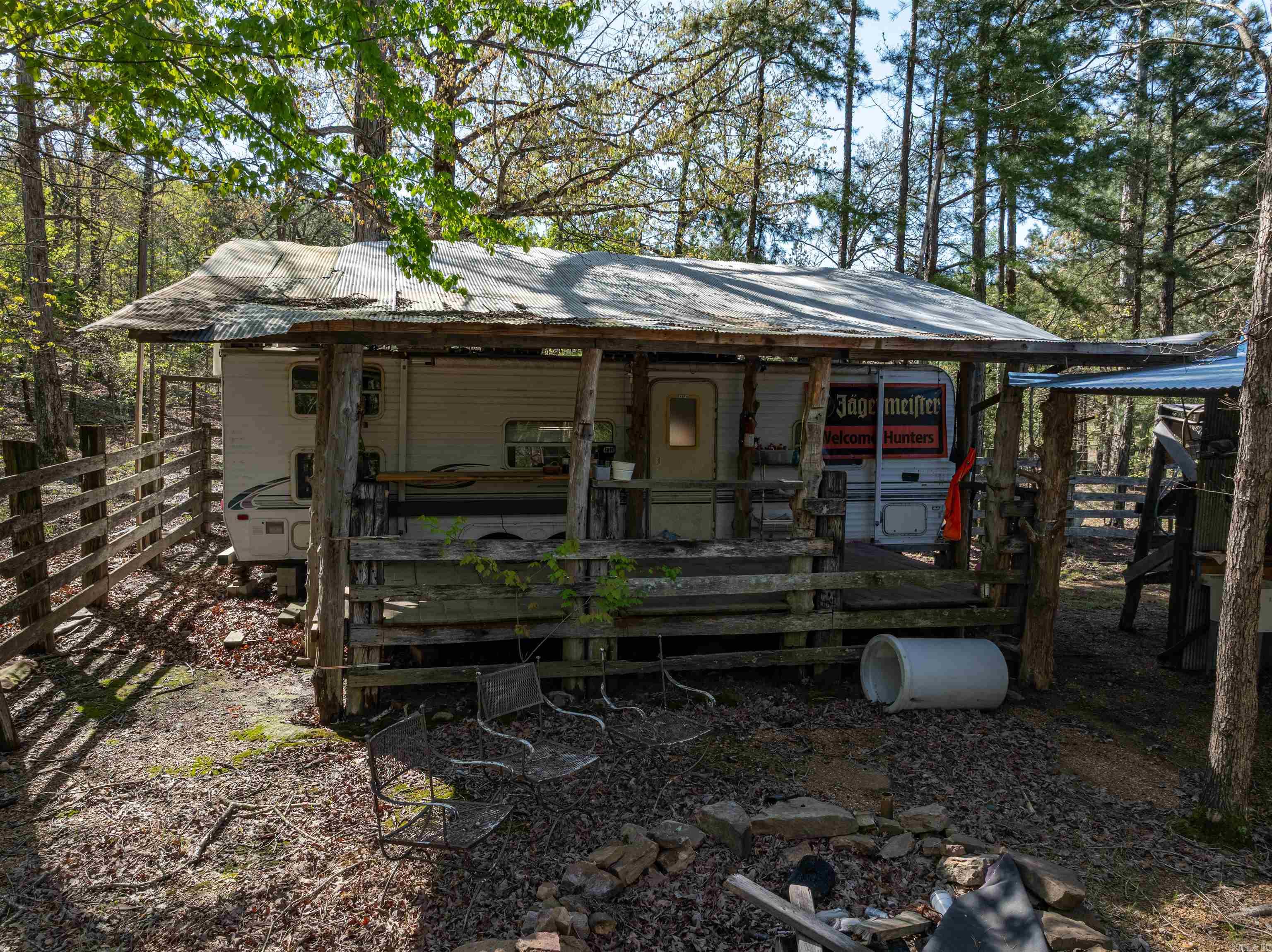 Metes & Bounds - Land