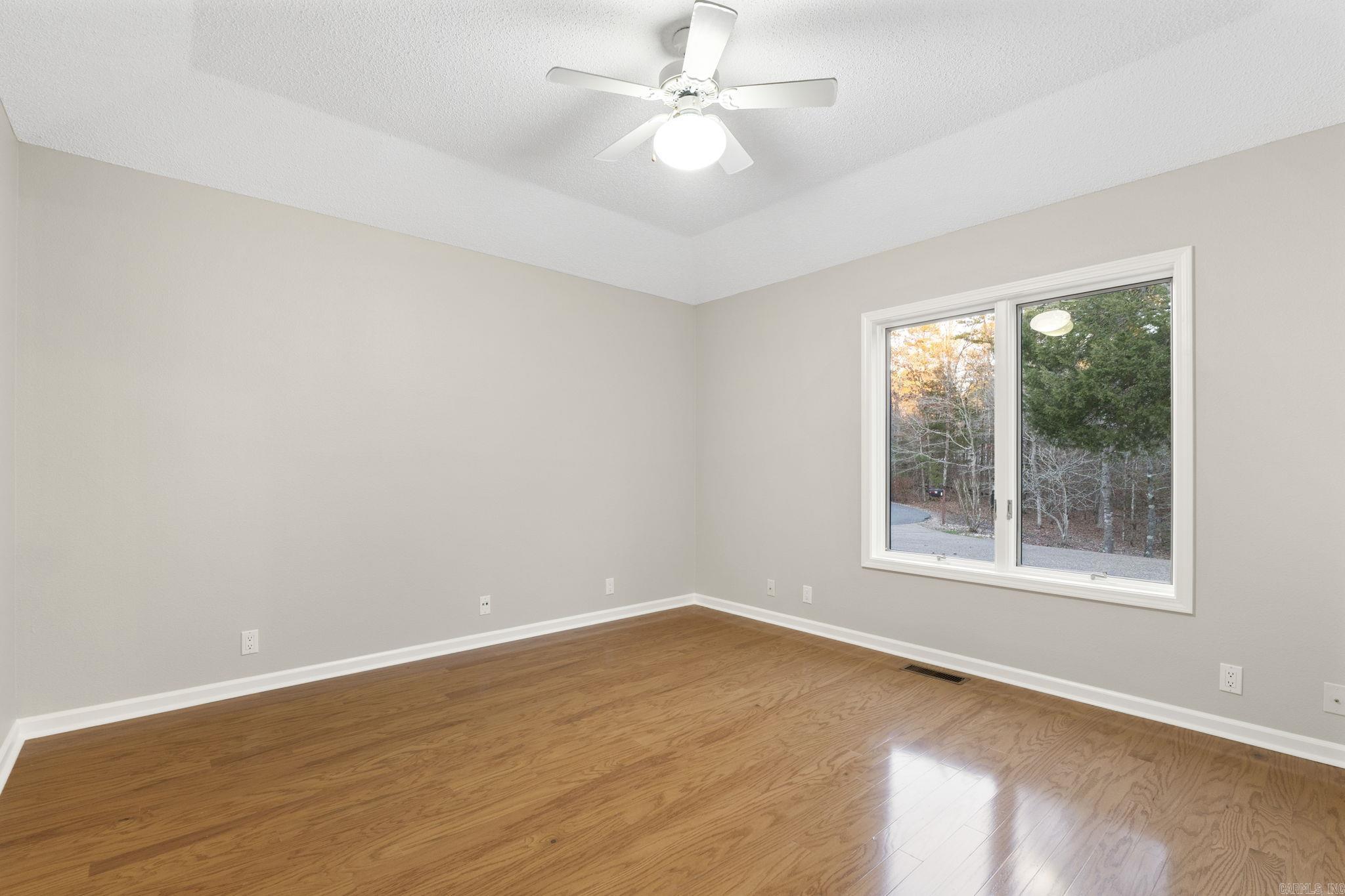 ISABELLA GOLF COURSE - Residential