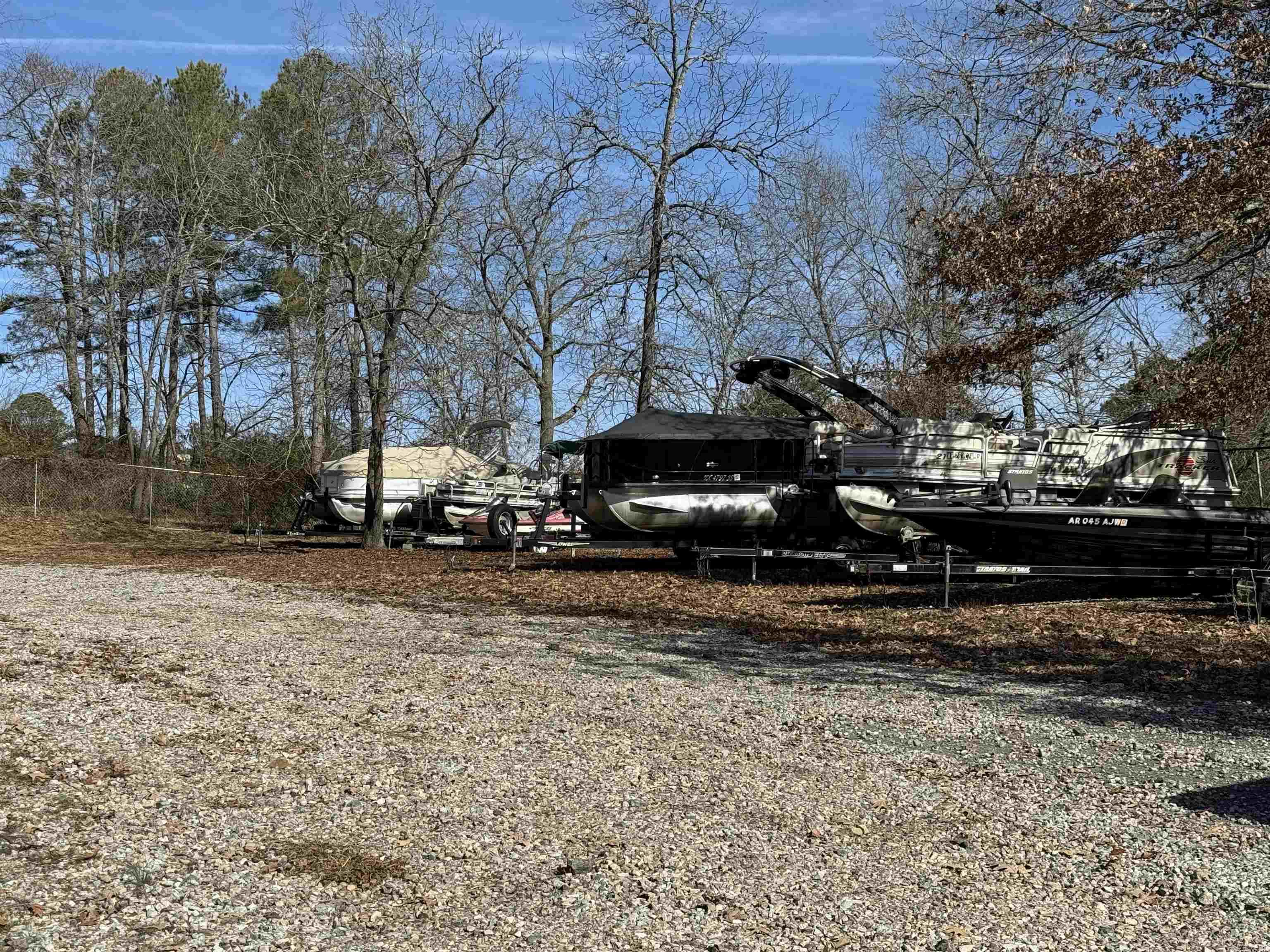 HUNTERS COVE - Residential