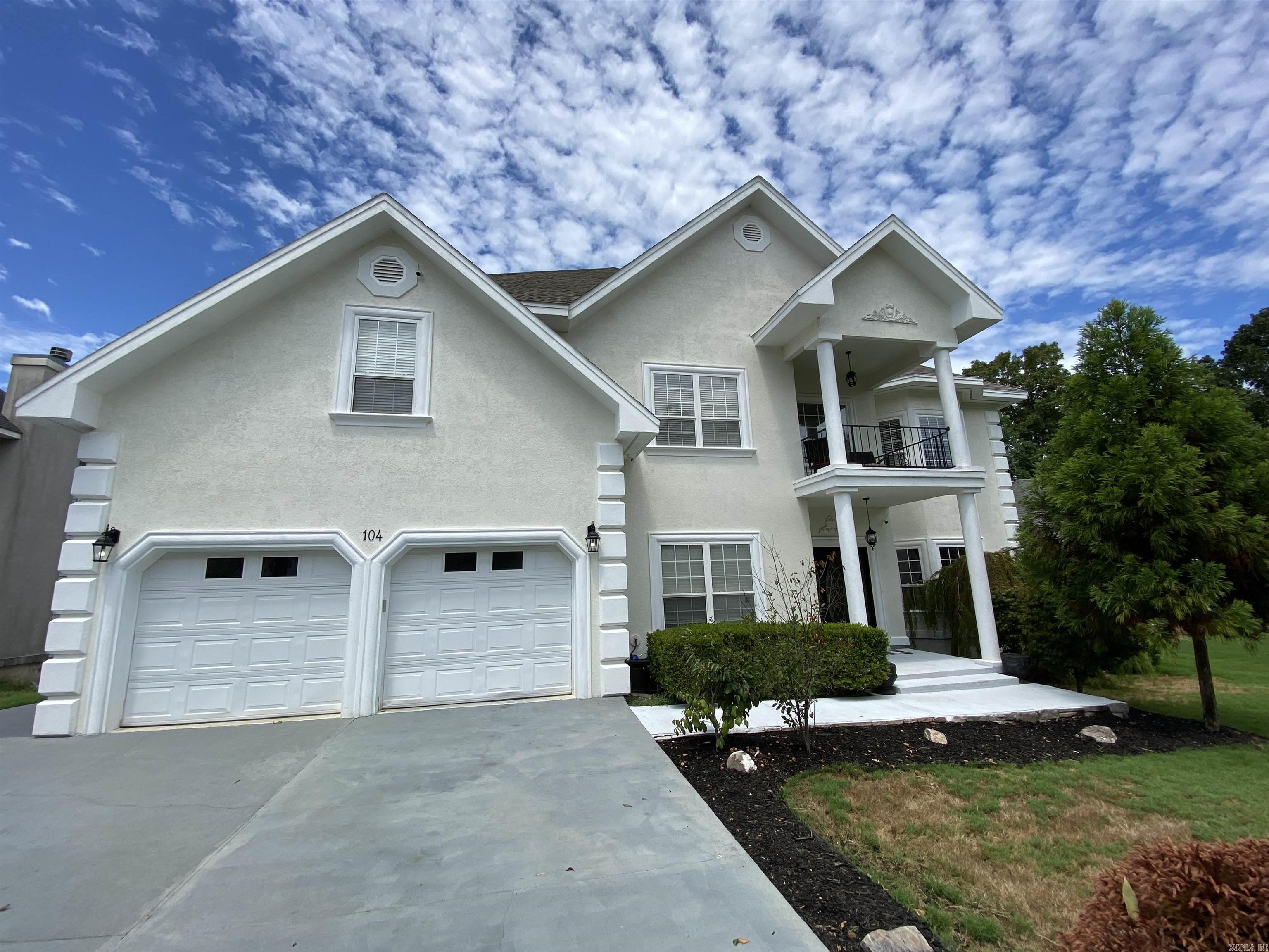 HUNTERS COVE - Residential