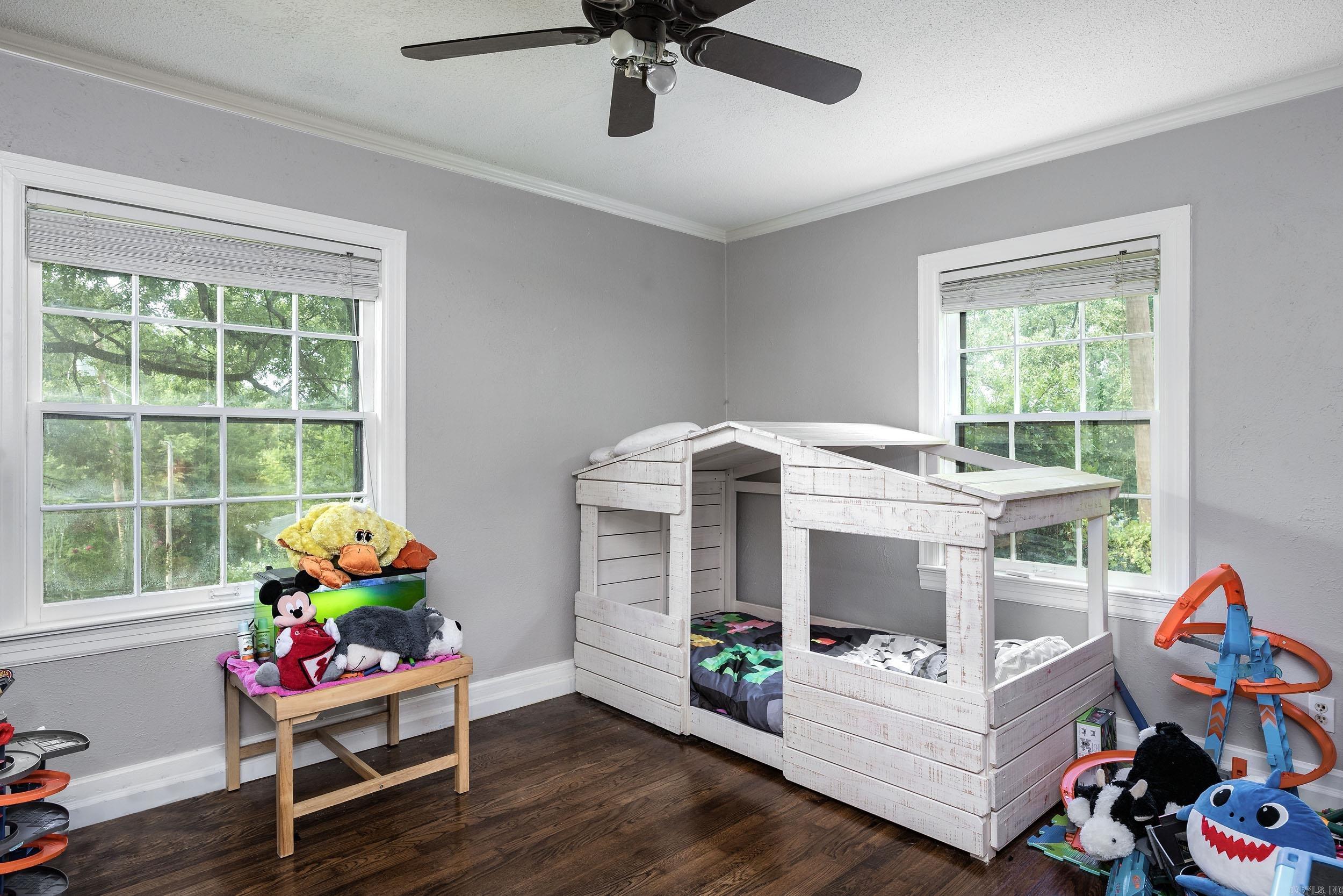 WESTWOOD - Residential