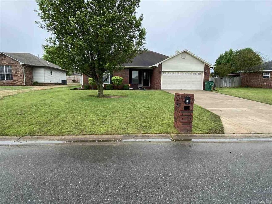 Cute 3 bedroom, 2 bathroom house with tray ceilings in living room and master. Master bath has walk-in closets and jetted tub. Backyard is fully fenced and has a covered patio. Wired for security system. *No smoking and renter's insurance required