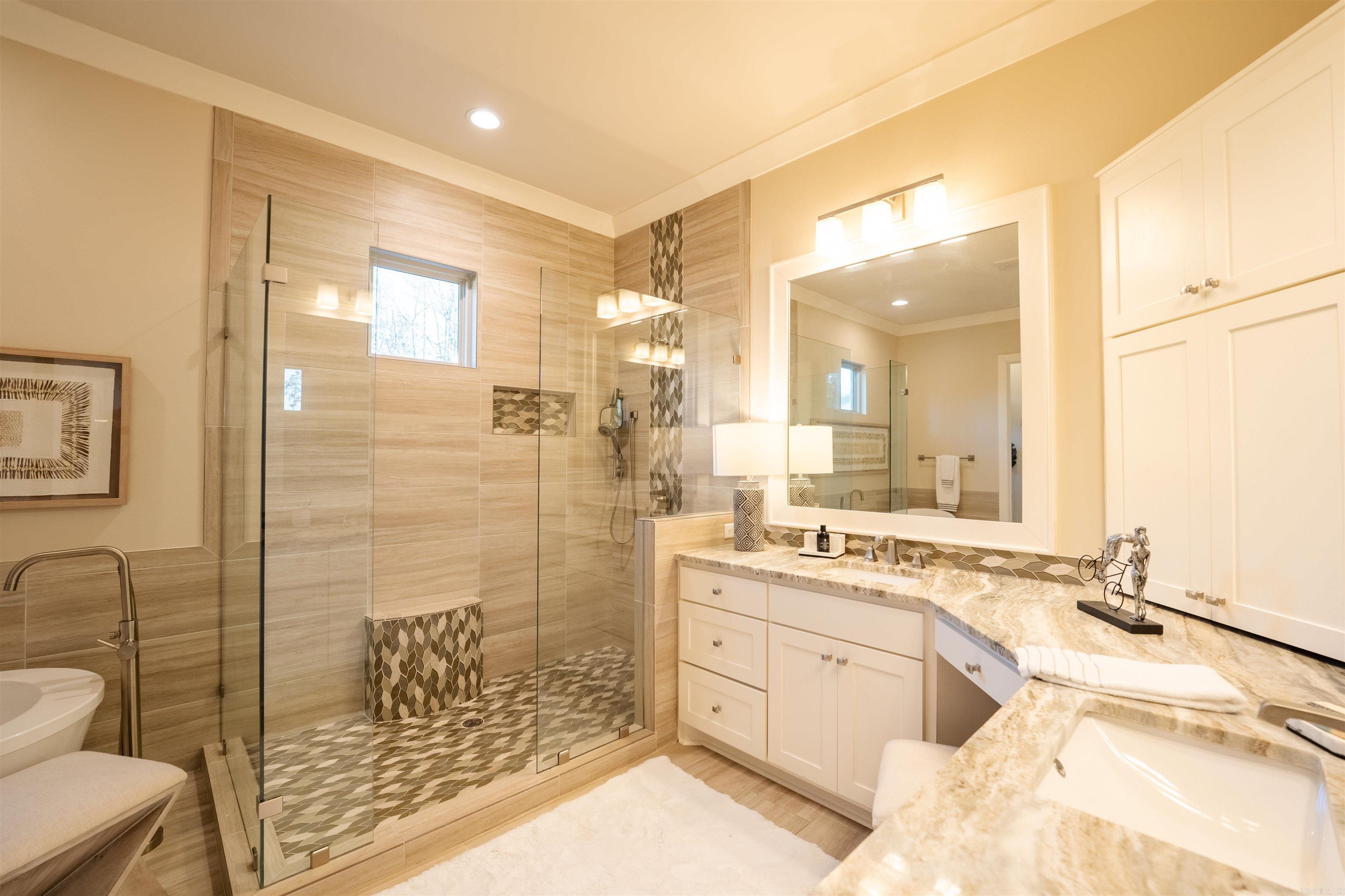 CHENAL VALLEY ENSBURY PLACE - Residential