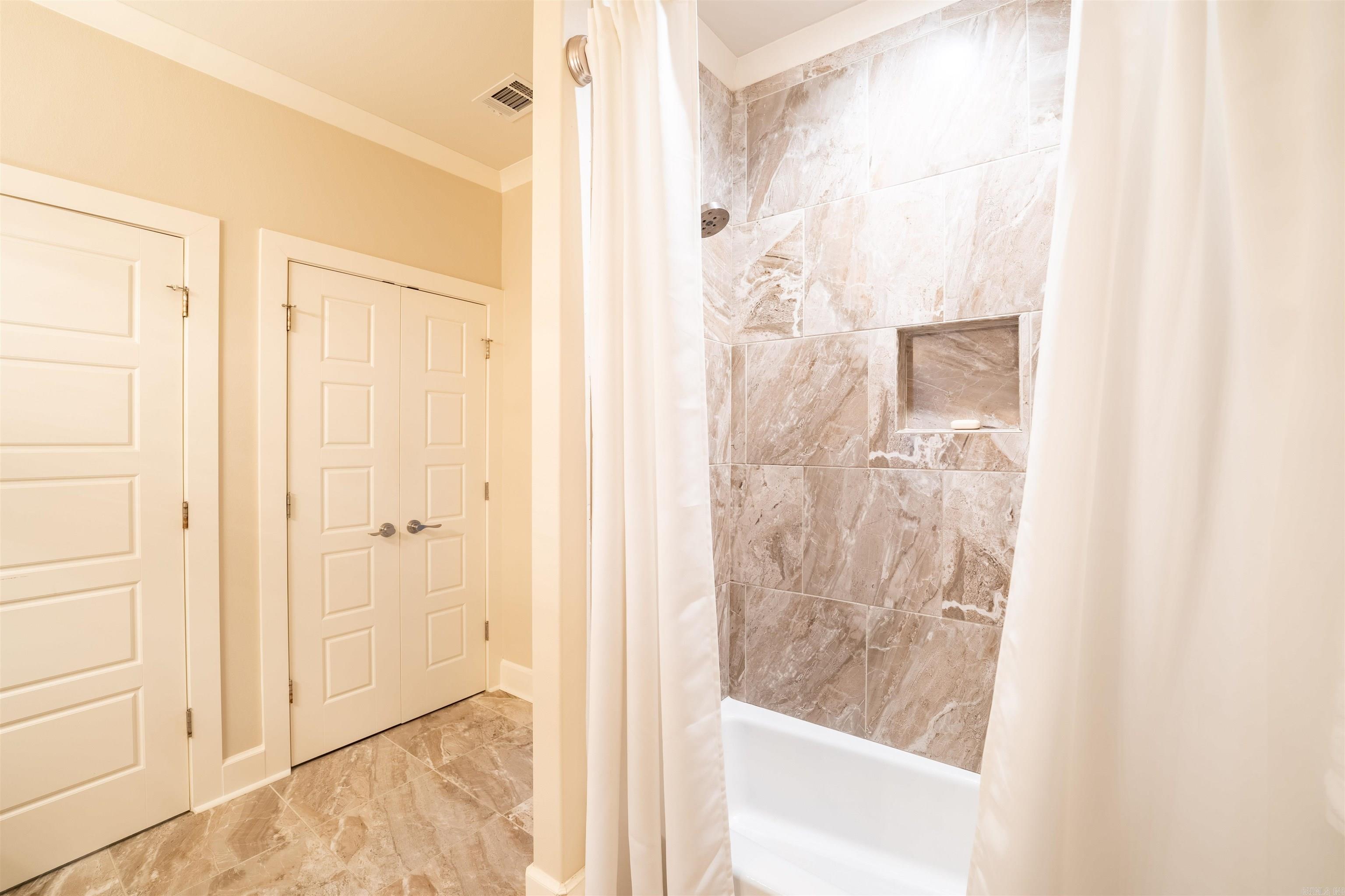 CHENAL VALLEY ENSBURY PLACE - Residential