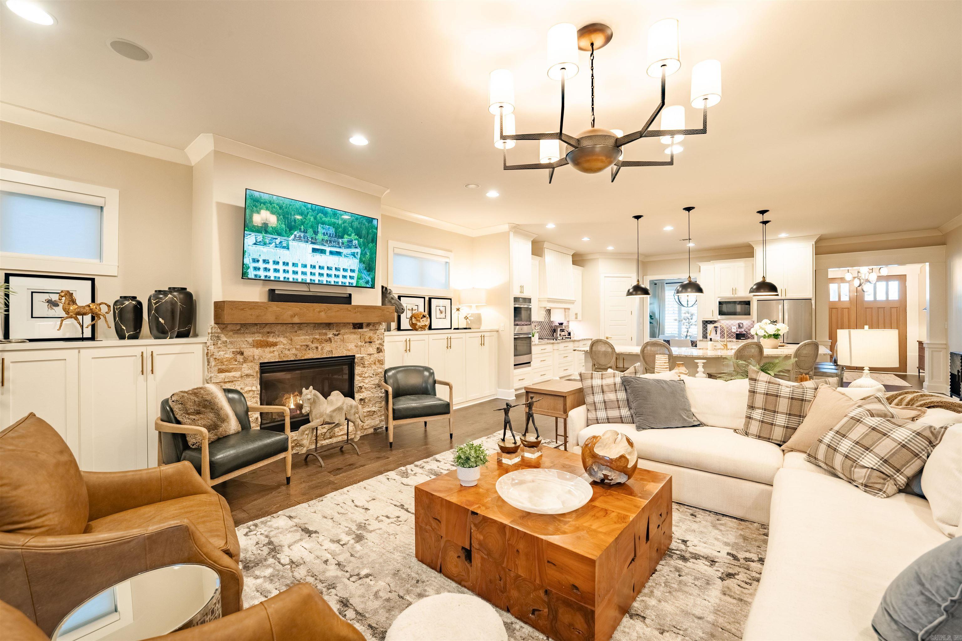 CHENAL VALLEY ENSBURY PLACE - Residential