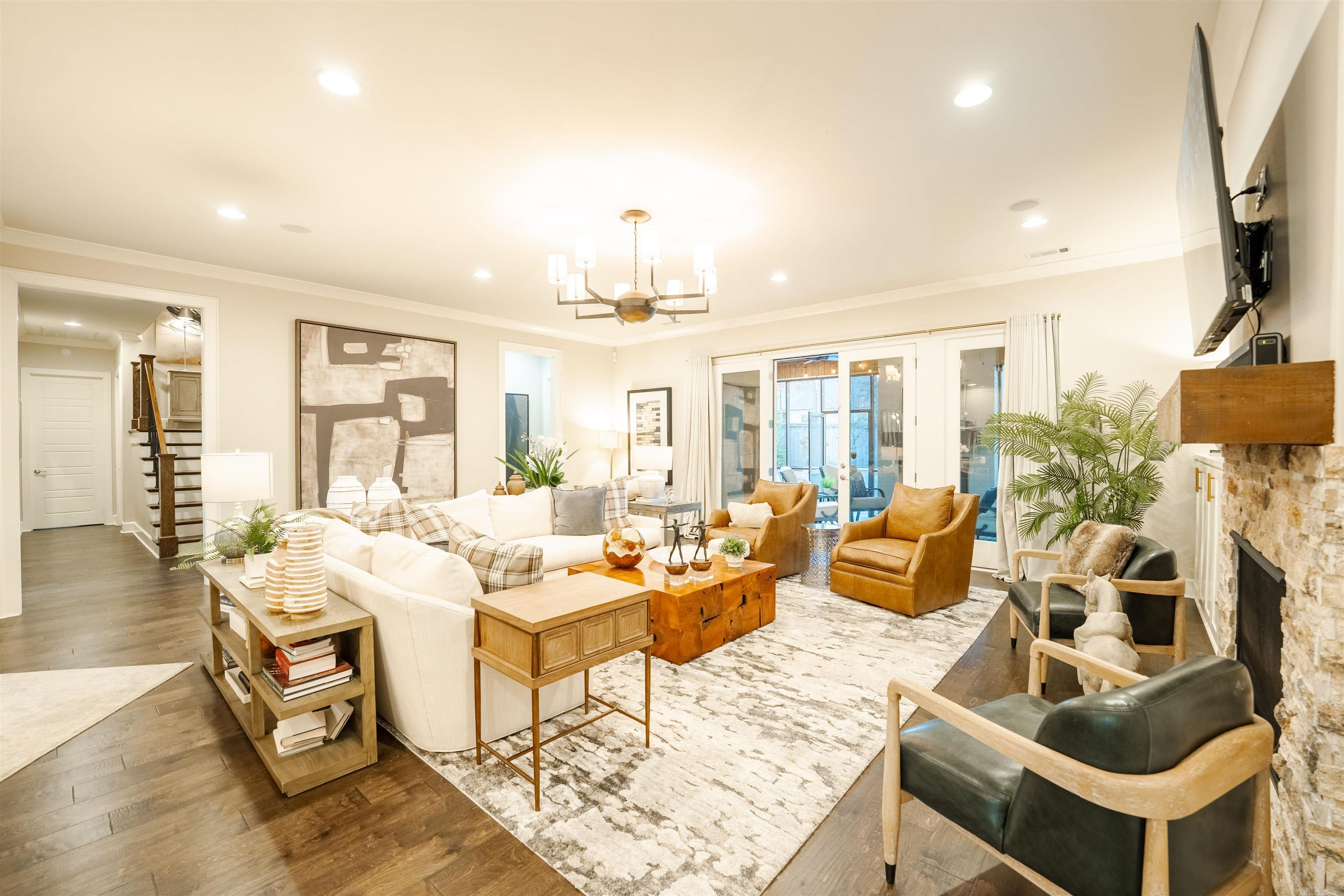 CHENAL VALLEY ENSBURY PLACE - Residential