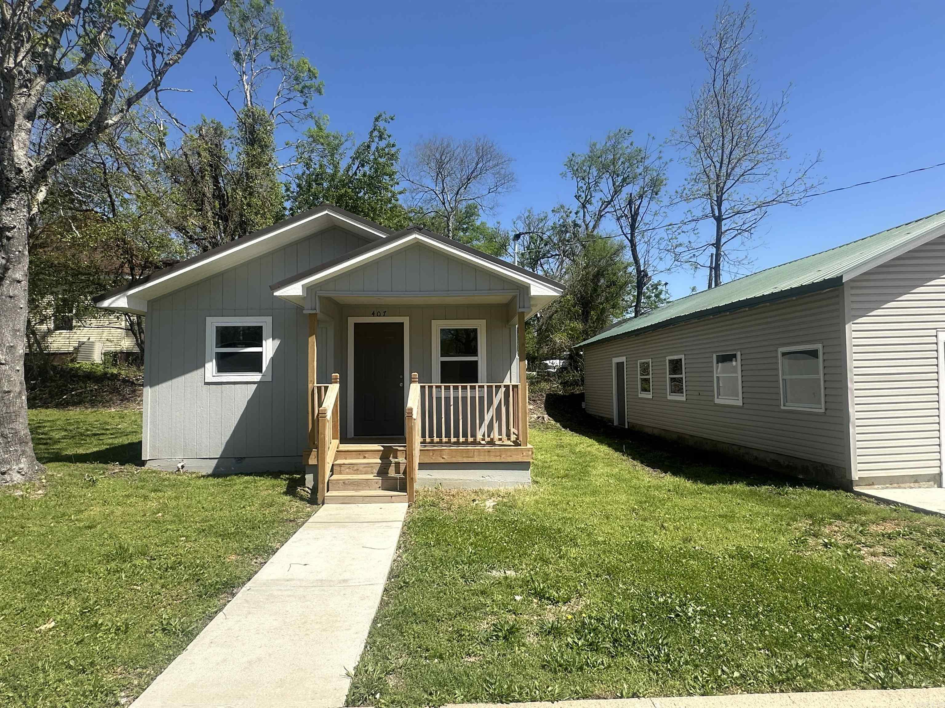 SOUTH HOT SPRINGS ADDITION - Residential