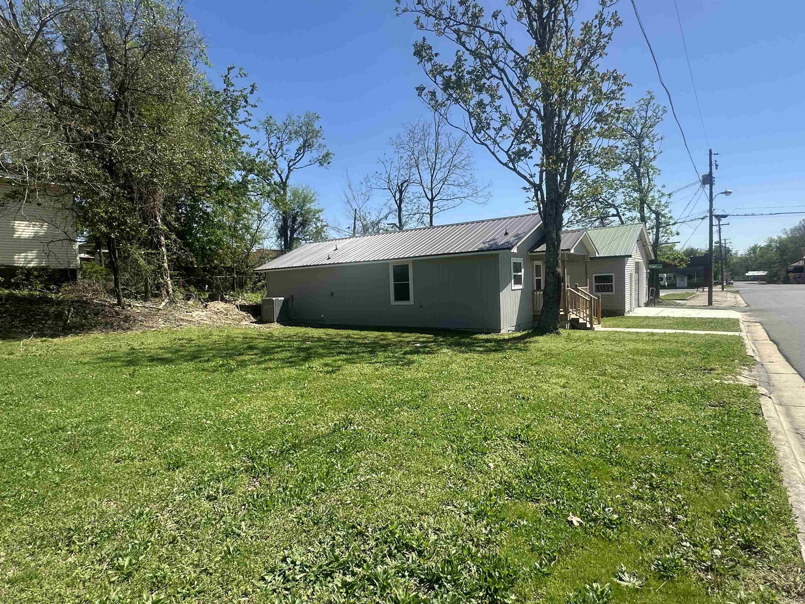 SOUTH HOT SPRINGS ADDITION - Residential