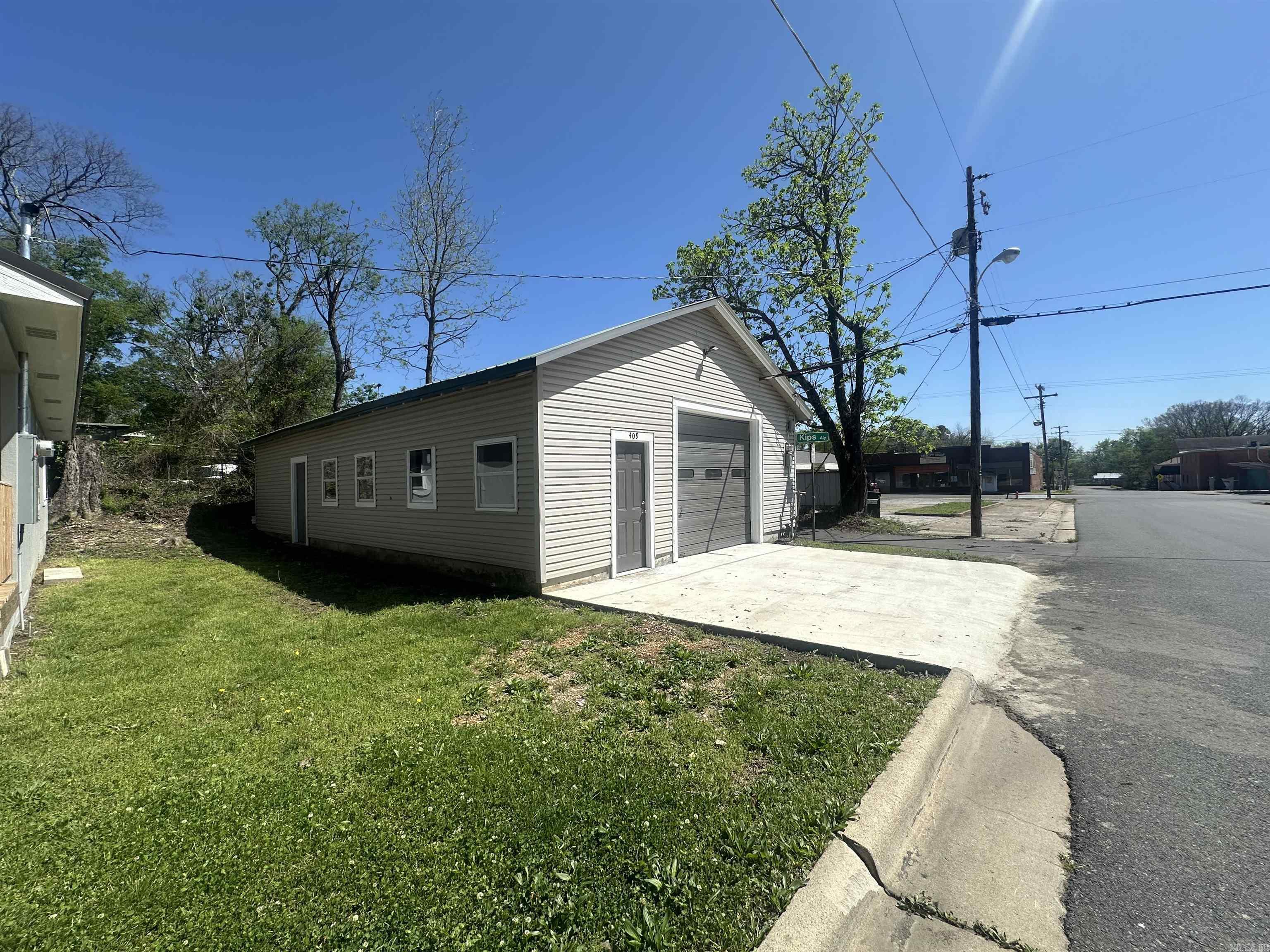 SOUTH HOT SPRINGS ADDITION - Residential