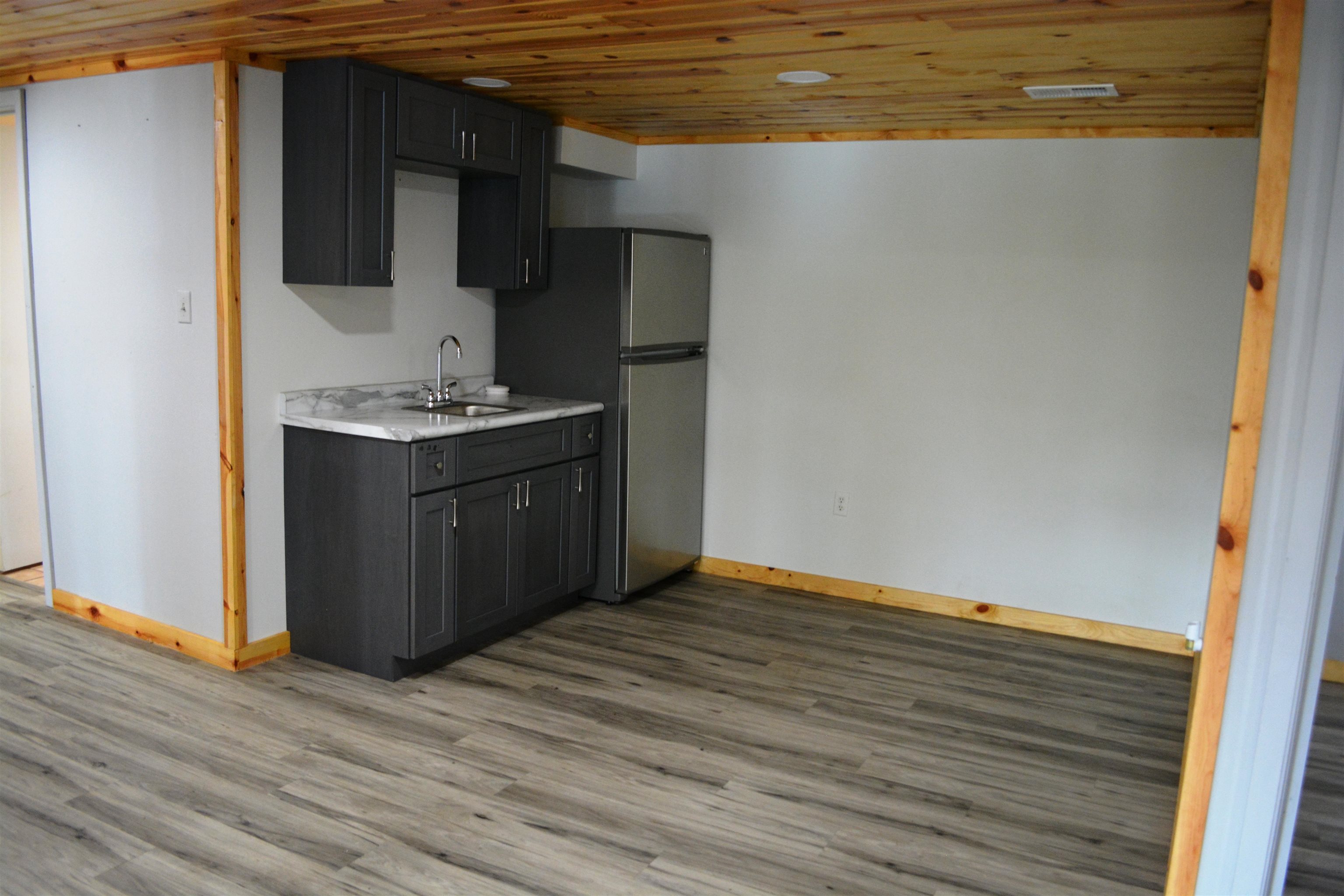 Navajo Second - Residential