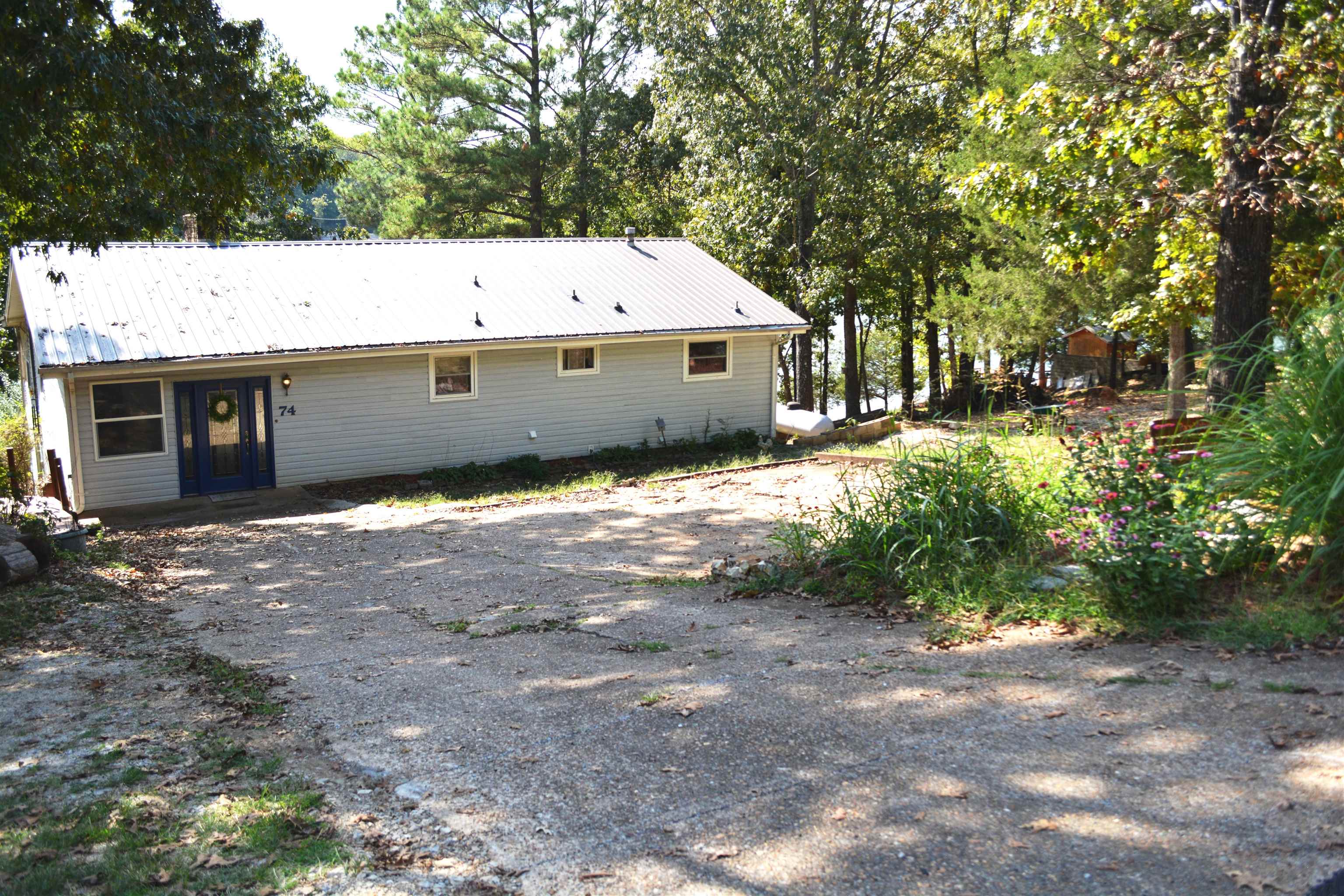 Navajo Second - Residential