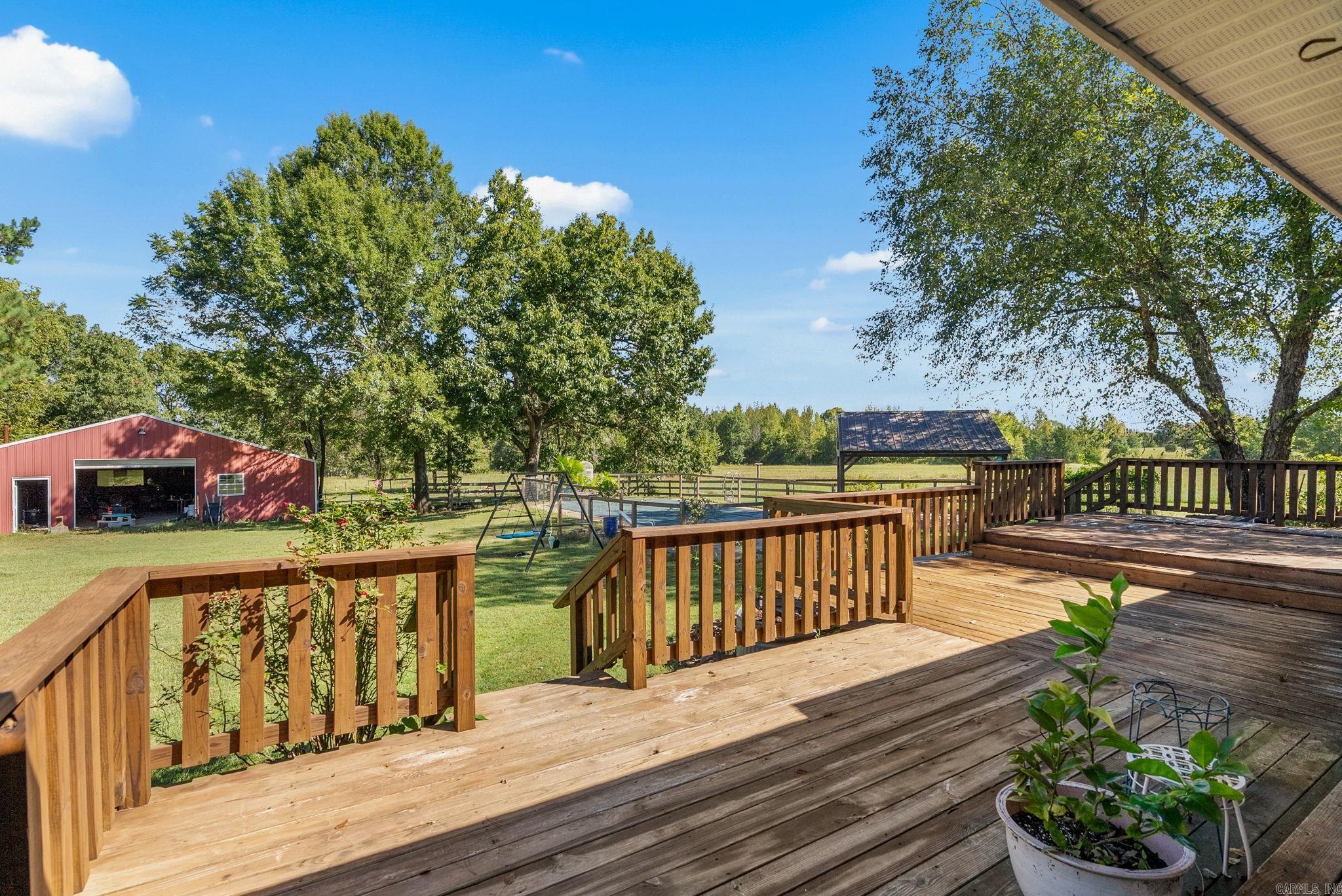 Metes & Bounds - Residential
