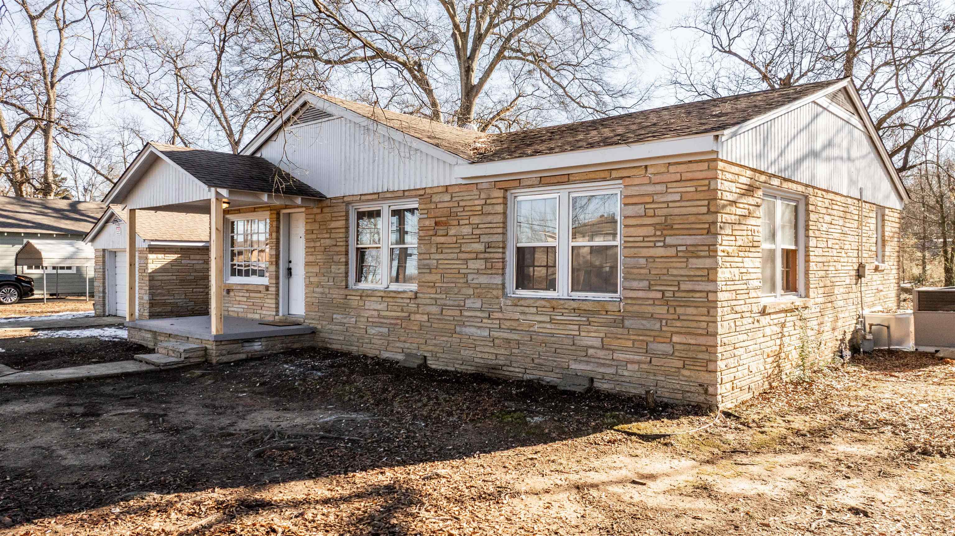 JACKSONVILLE - Residential