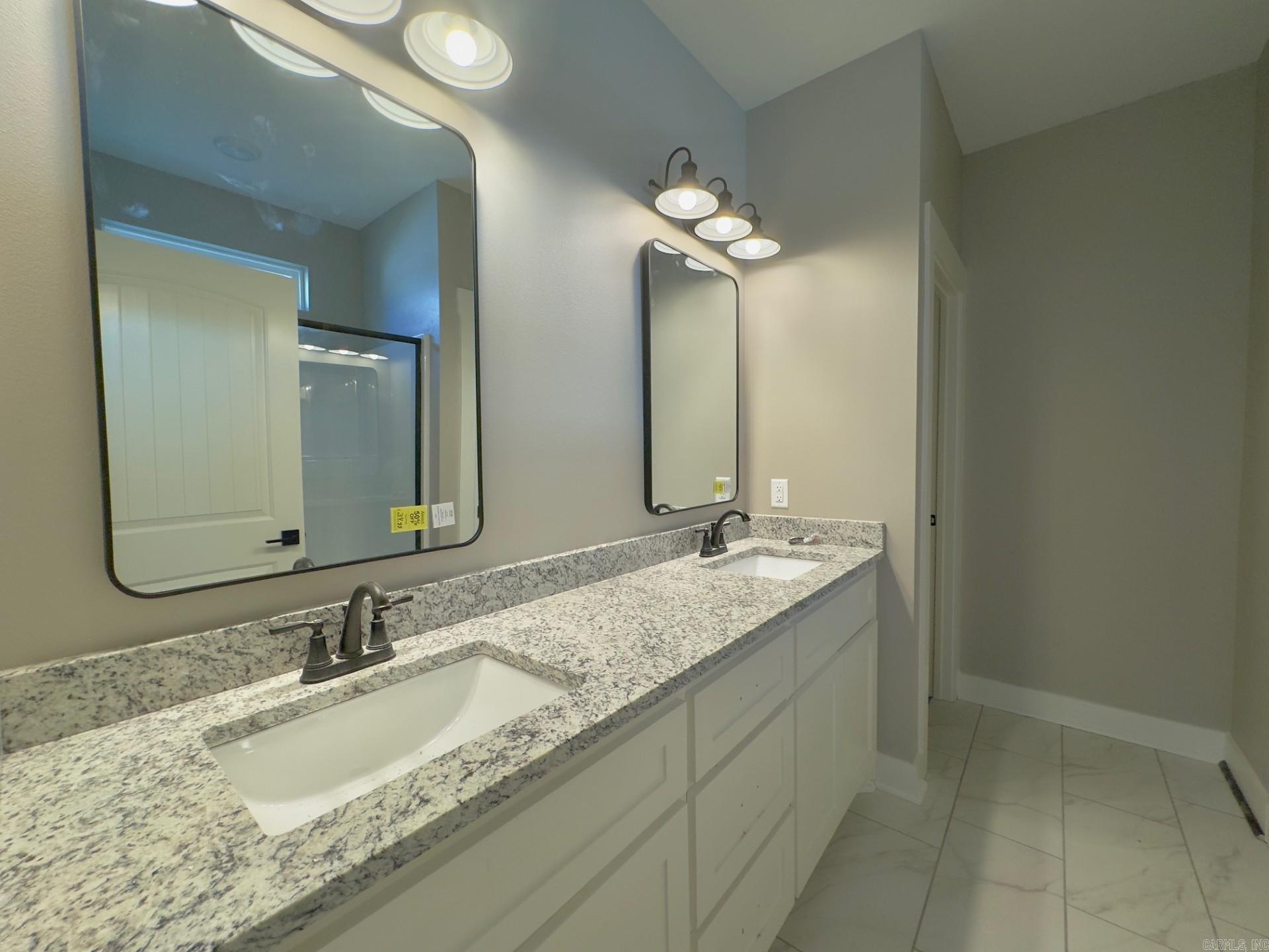 CARDINAL VALLEY - Residential