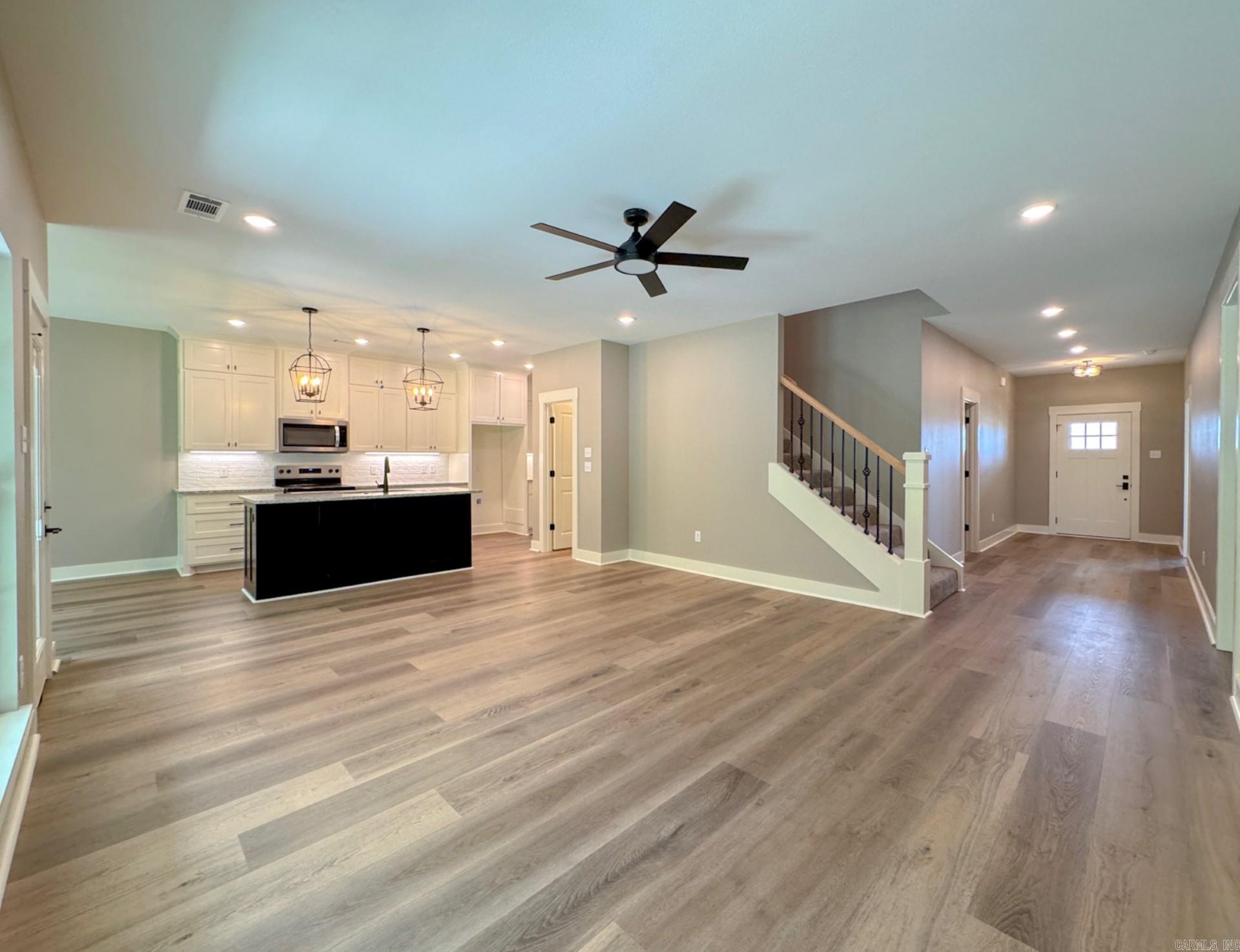 CARDINAL VALLEY - Residential