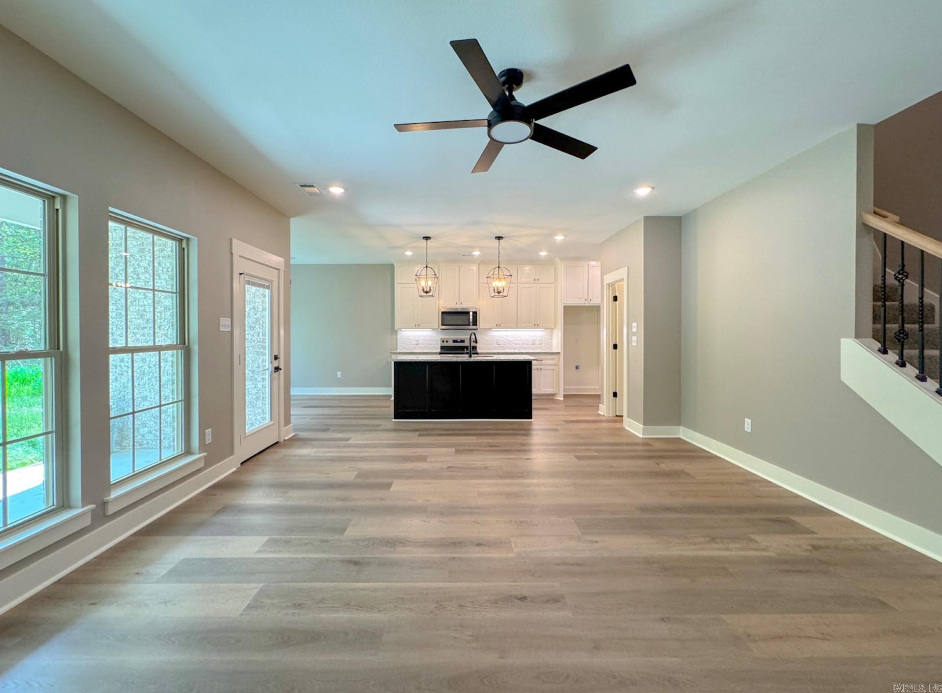 CARDINAL VALLEY - Residential