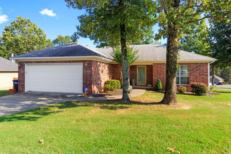 Beautiful 3 bedroom home sits on a large corner lot in one of Sherwood's most desired neighborhood! Many updates include recessed lighting, SS appliances, granite kitchen counter tops, & farmhouse kitchen sink. Both baths updated with granite counters and vessel sinks. Laminate hardwoods and tile flooring! Newer roof! Split bedroom and open design makes this homes perfect for entertaining! Large deck, fenced in back yard. So close to shops in Sherwood or LRAFB. Come see quickly!