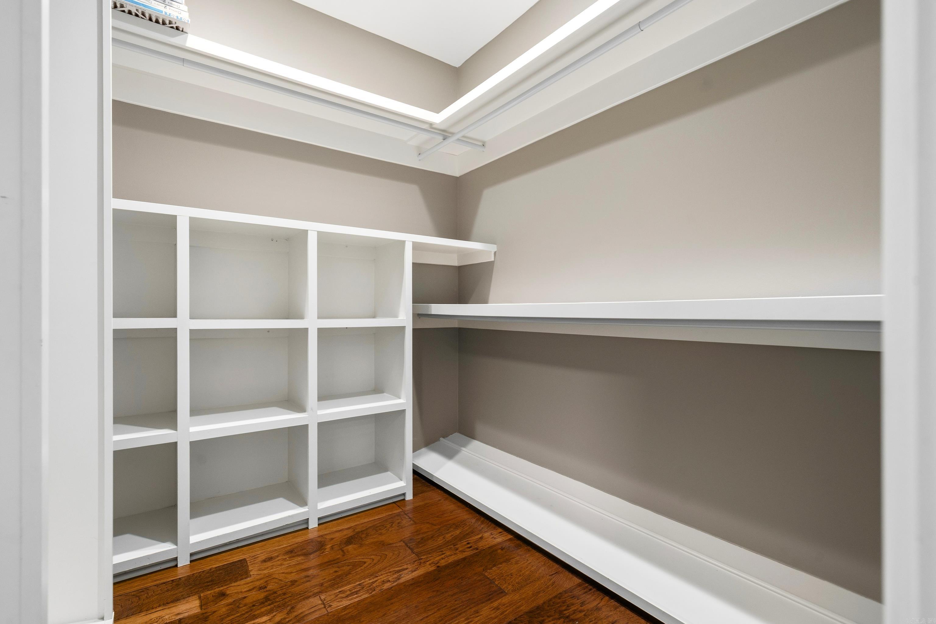 Red Oak Ridge - Residential